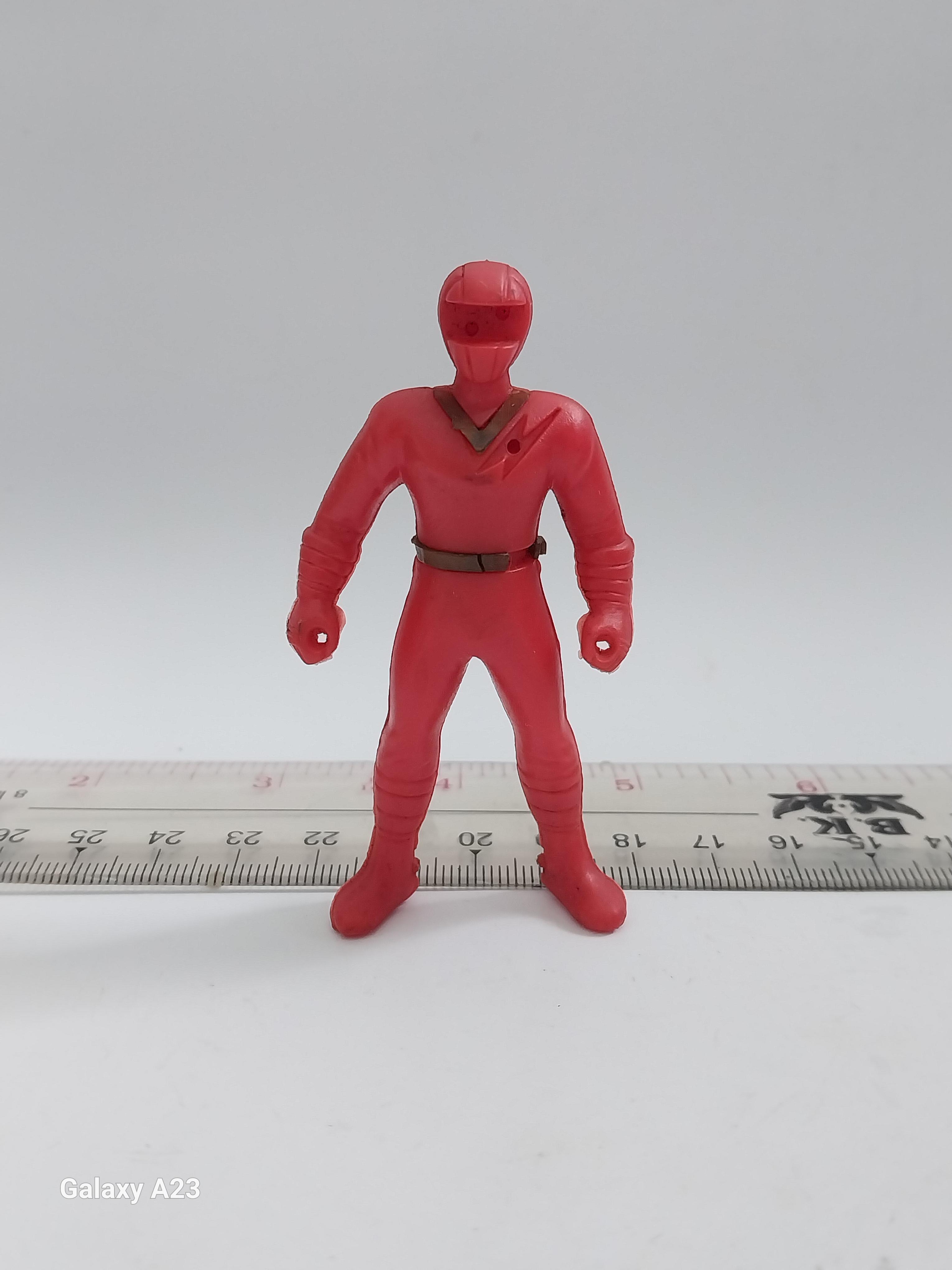 มีหลายภาพ กรุณาเลือกแบบ ( ราคาตัวละ ) ตุ่นยางแถมขนม คาคุเรนเจอร์งานเก่า ของมีตามภาพ