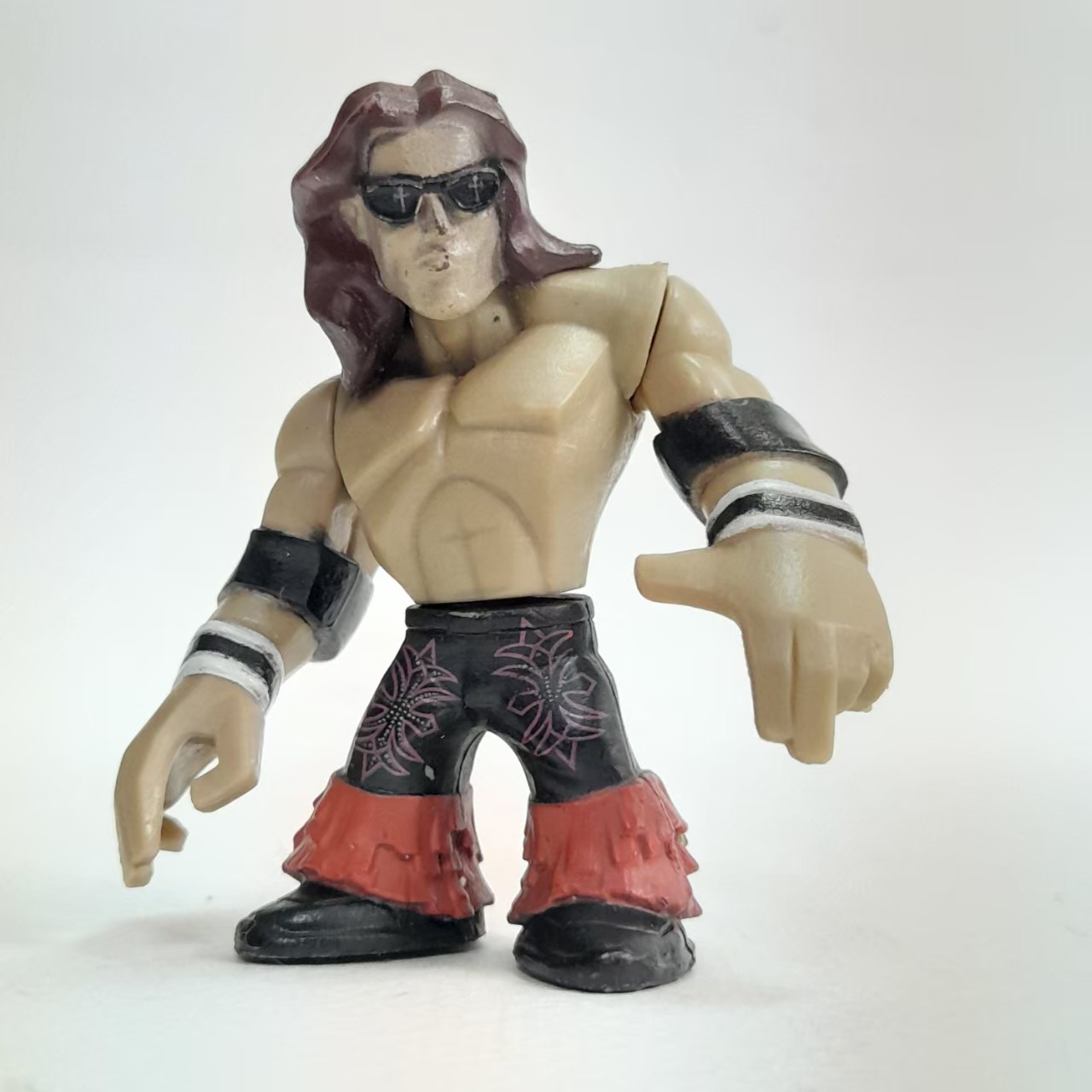 ฟิกเกอร์พลาสติก/ ยาง ,มีหลายภาพ,นักมวยปล้ำ john morrison wwe ขนาด 2-2.5 นิ้ว ขยับ แขน ตัว ได้ มือสองสภาพดี มีตราปั๊ม ขนาดตามรูป มีรอยบ้าง