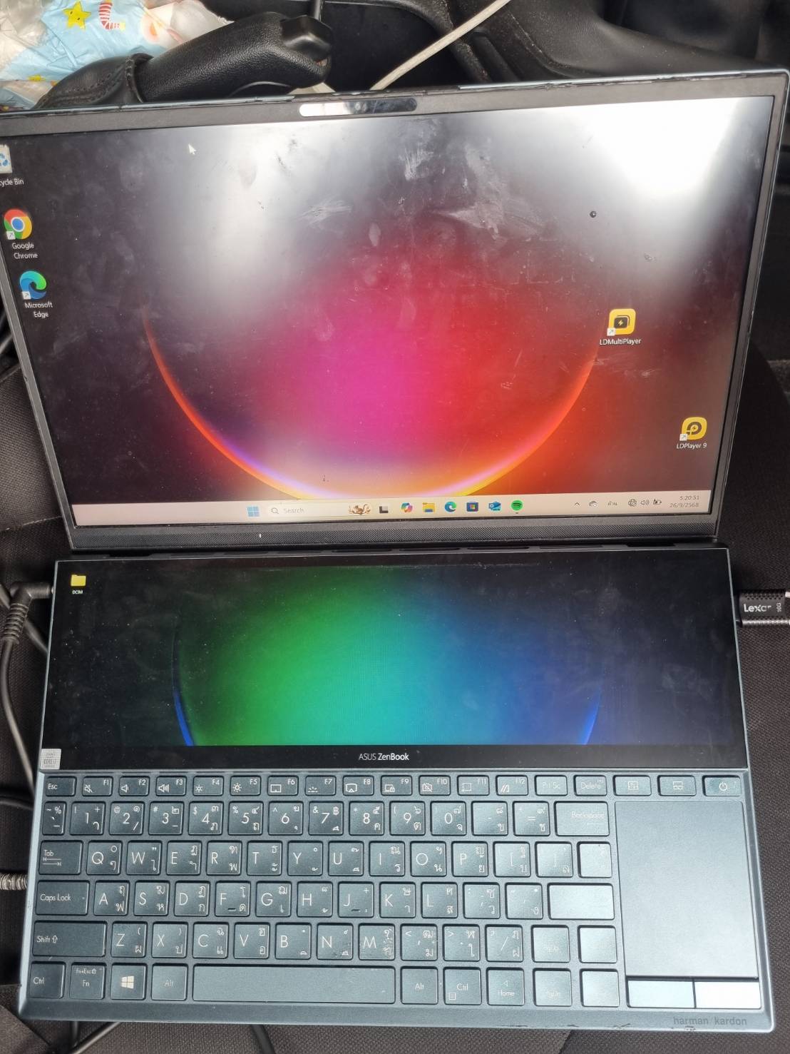 Zenbook Duo UX481 i7-10510u Ram 16 GB SSD 1 ทัสกีน แยต 28% ขอยยางจอเริ่มเสื่อม ไม่มีสายชาตร์