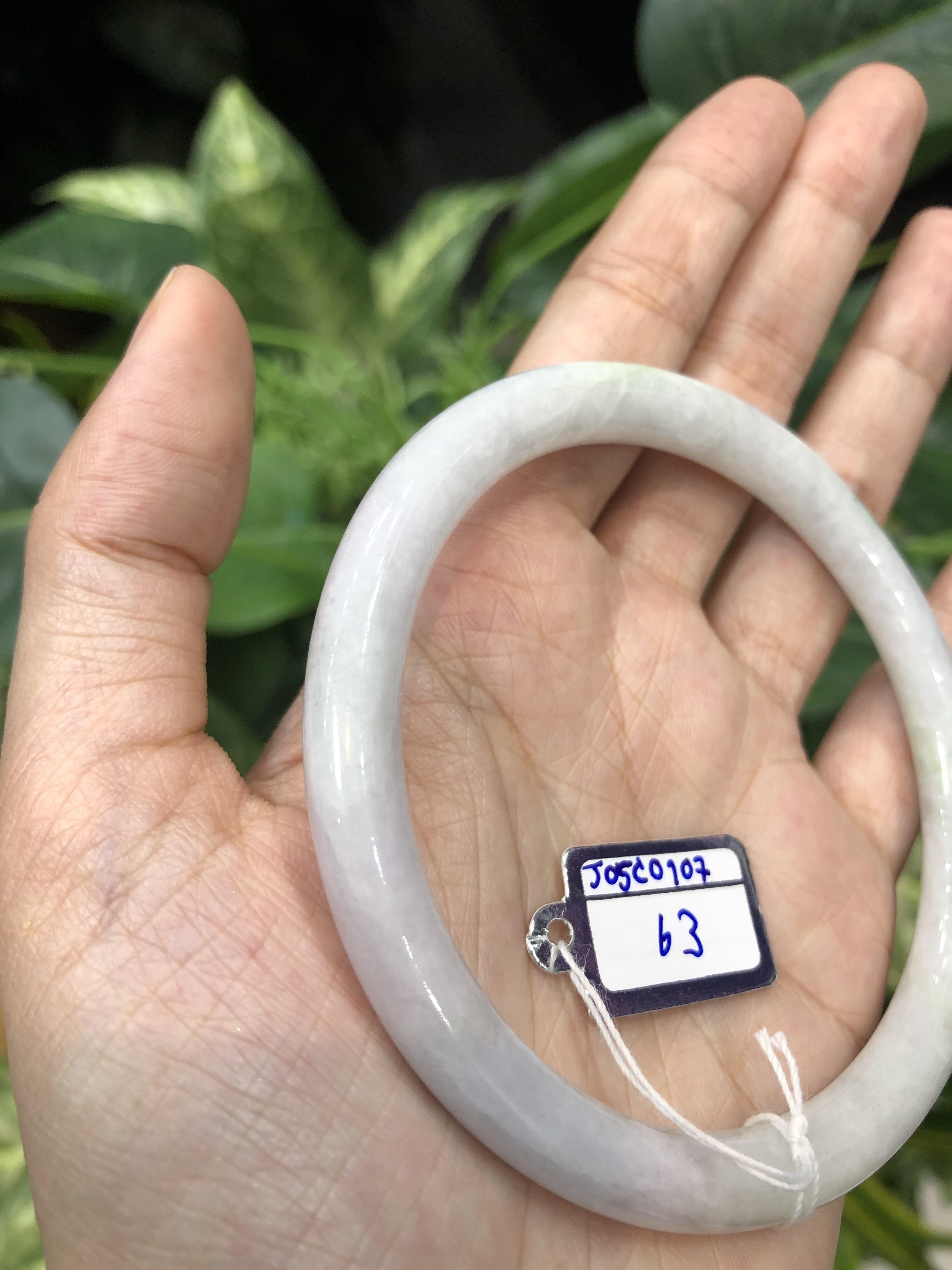 J05C0107 หยก พม่า แท้ Jade กำไลหยก 63 มม. (Jade bracelet) พม่า (Myanmar)