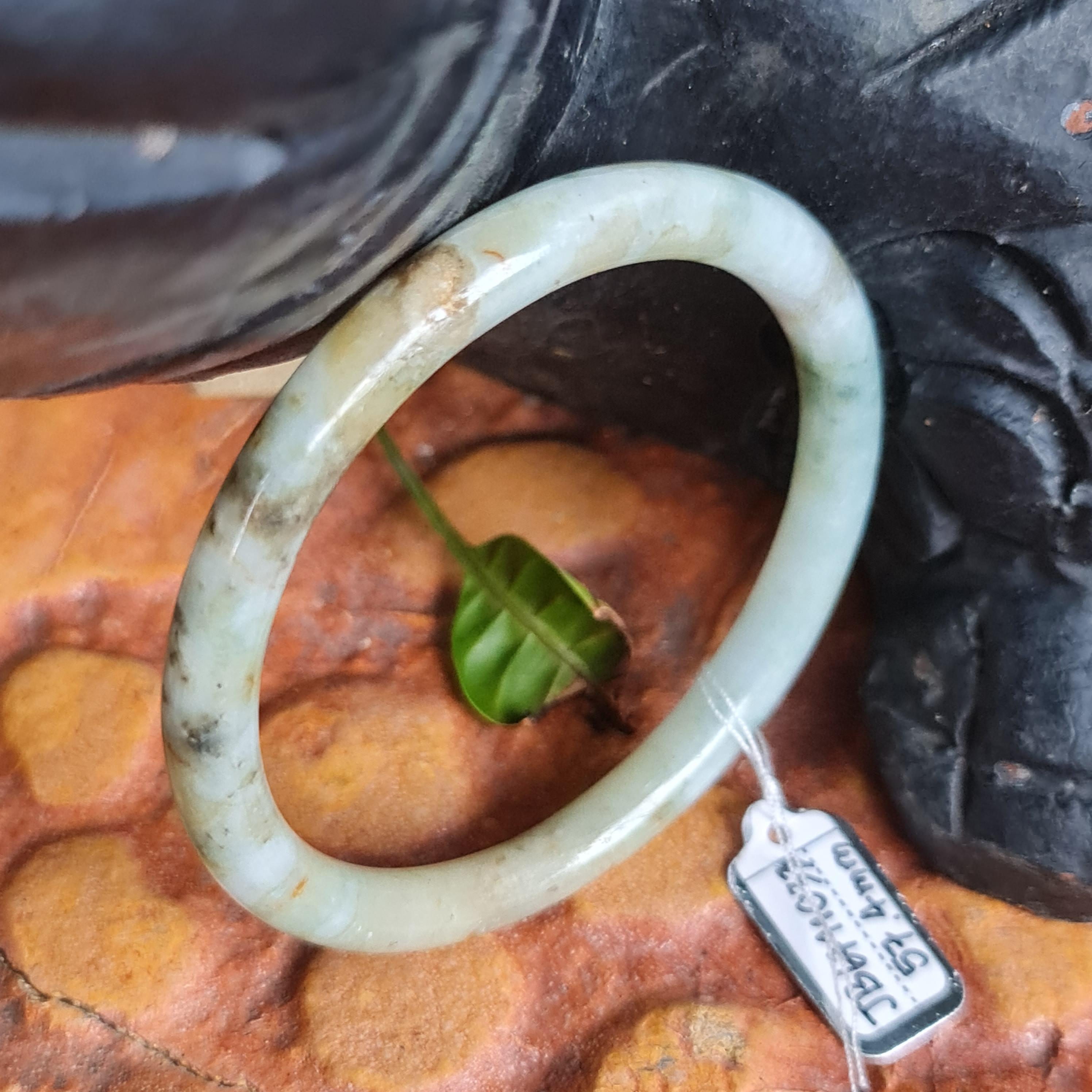 JB6711033 หยก พม่า แท้ Jade กำไลหยก 57.4 มม. (Jadeite bracelet) พม่า (Myanmar)