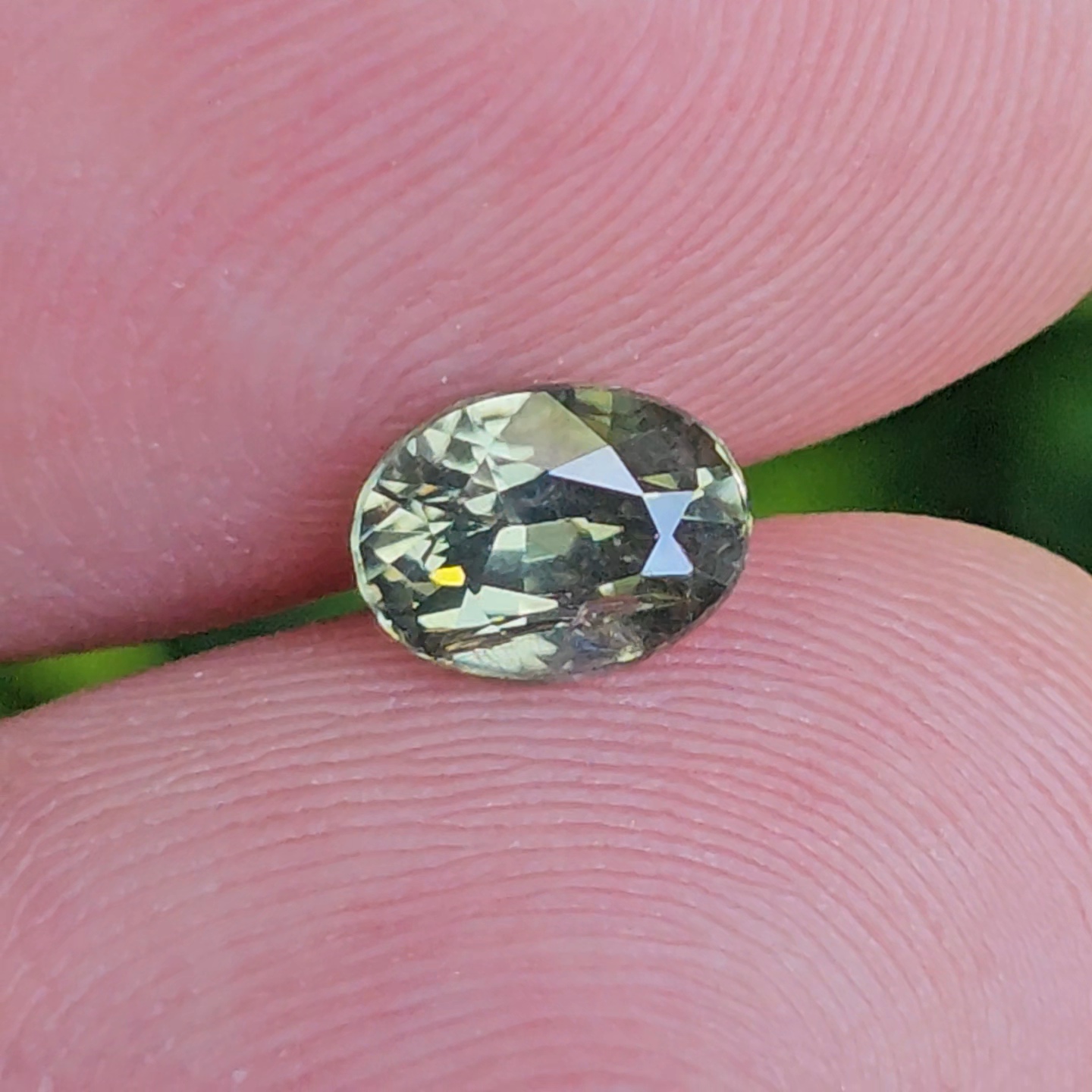 พลอย เพทาย Natural Zircon 1.04 กะรัต (Cts.) ดิบ พลอยแท้อัญมณีมงคล ประจําวันเกิด เครื่องประดับพลอย