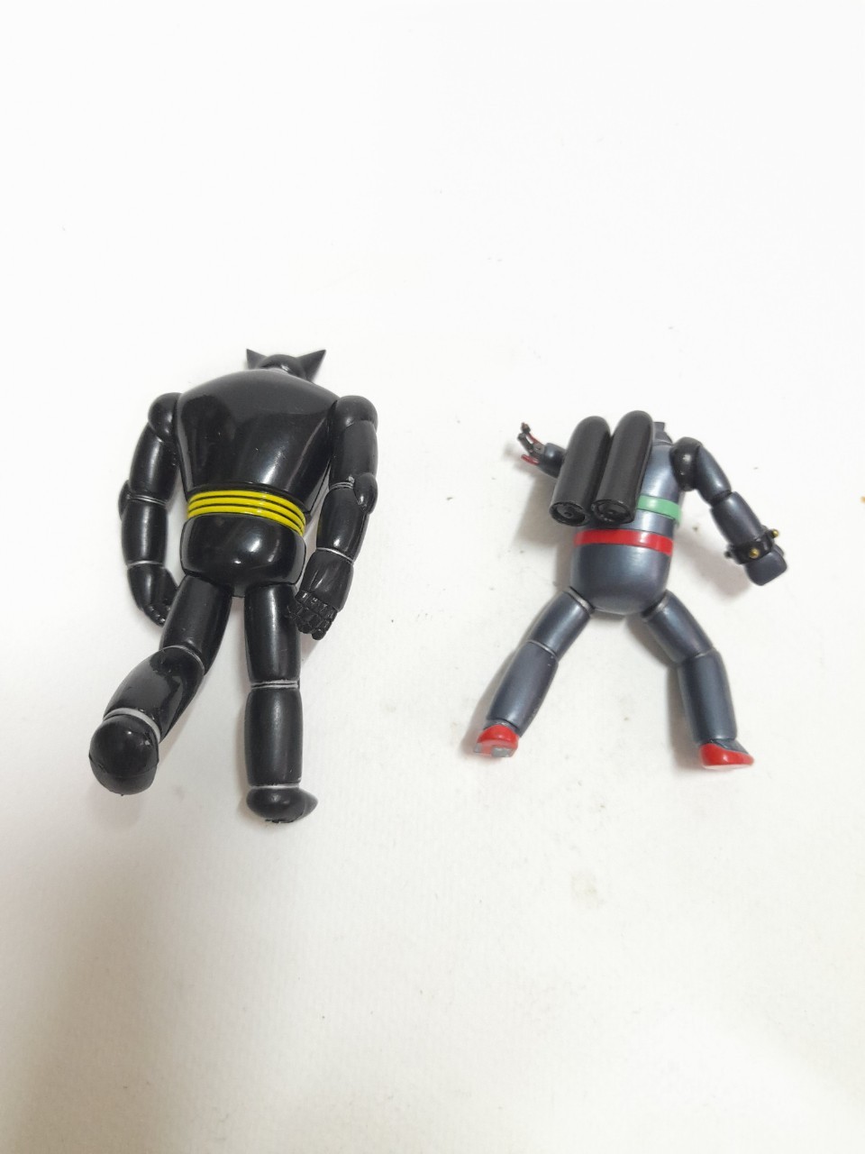 ฟิกเกอร์ยางตัน หุ่นเหล็ก28 และ แบล็ค อ๊อกซ์ งานออกแบบ ของ มิตซึเทรุ โยโกยาม่า ขนาดตามรูป ไม่มีฐาน ของมีตามรูป ขายคู่