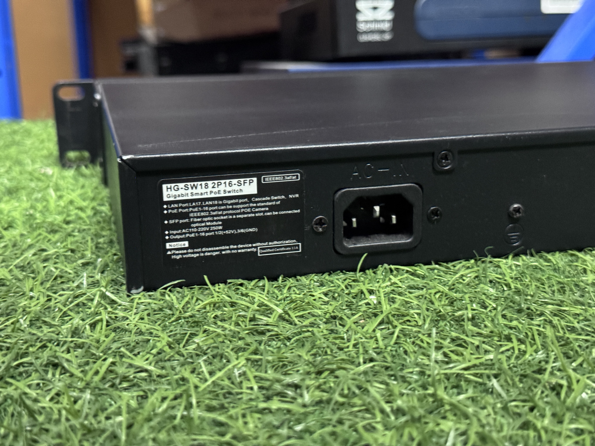 Smart PoE Switch 18 Port Hi-View HG-SW18 2P16-SFP 16+2+1Port Switch