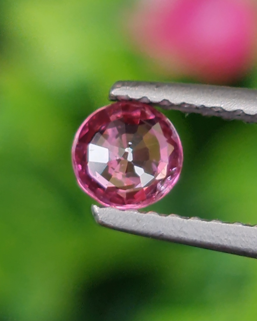 พลอย ชมพู พิ้ง แซฟไฟร์ Pink Sapphire ดิบ Unheated 0.30 กะรัต (Cts.) พลอยแท้ อัญมณีมงคลประจําวันเกิด เครื่องประดับพลอย