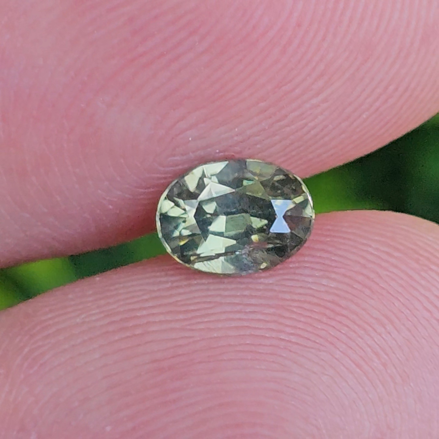 พลอย เพทาย Natural Zircon 1.04 กะรัต (Cts.) ดิบ พลอยแท้อัญมณีมงคล ประจําวันเกิด เครื่องประดับพลอย