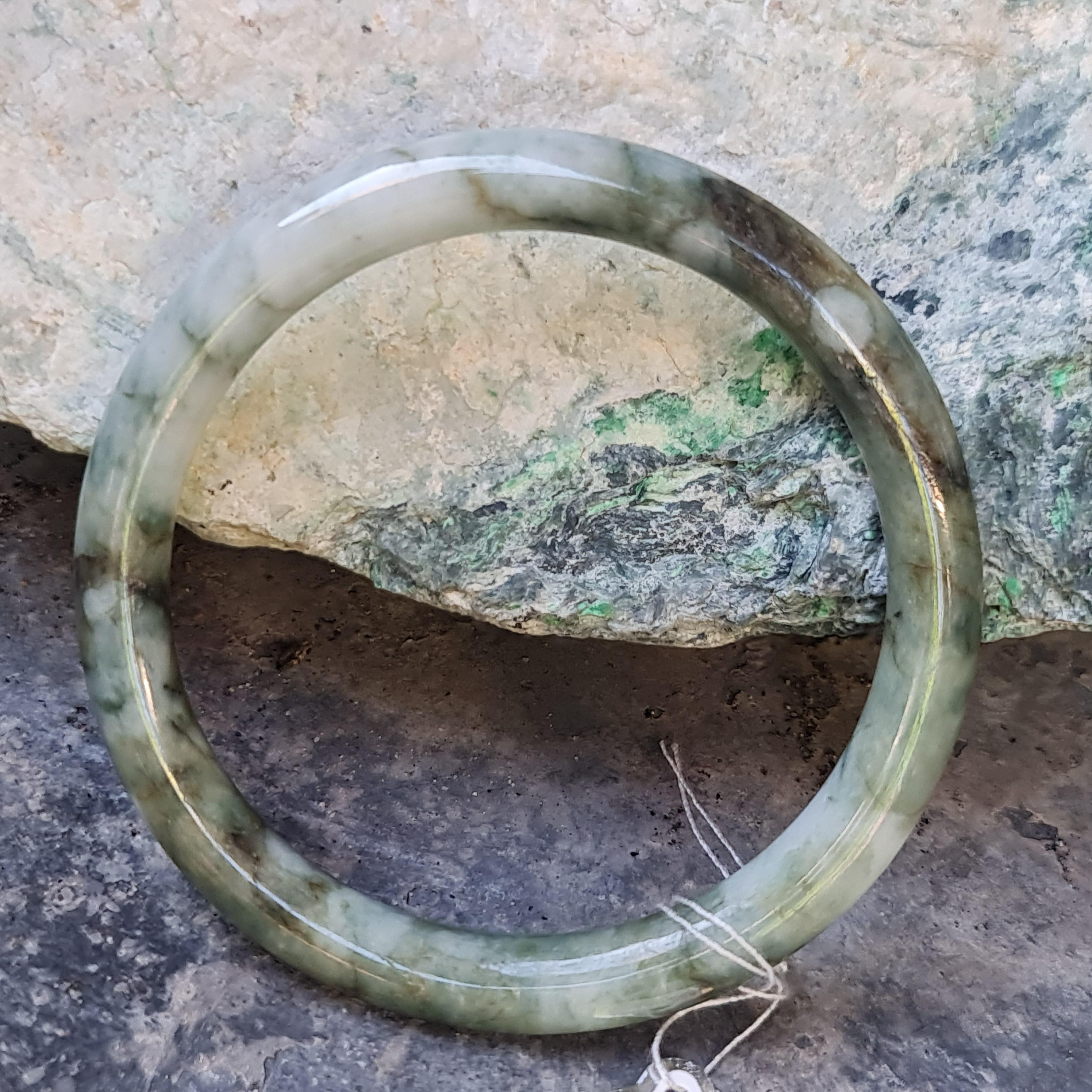 JT6711199 หยก พม่า แท้ Jade กำไลหยก 55.7 มม. (Jadeite bracelet) พม่า (Myanmar)