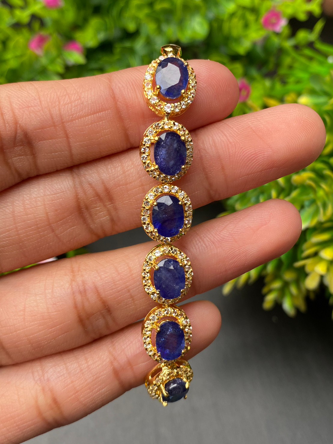 สร้อยข้อมือ พลอยแท้ ไพลิน Blue Sapphire Bracelet 15.18 กะรัต 6 เม็ด พลอยแท้ อัญมณีมงคลประจําวันเกิด เครื่องประดับพลอย