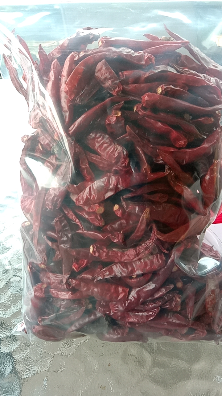 2 PV.พริกแห้งจินดาเด็ดก้าน สะอาด หอม เผ็ดสะใจขนาด 200 กรัม