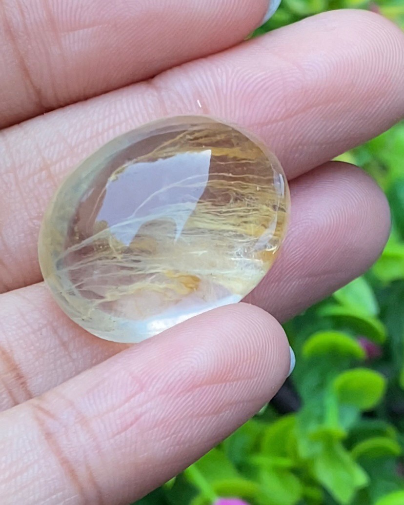 โป่งข่าม ควอตซ์ Rutilated Quartz 50.06 กะรัต Cts. พลอยแท้ อัญมณีมงคลประจําวันเกิด เครื่องประดับพลอย