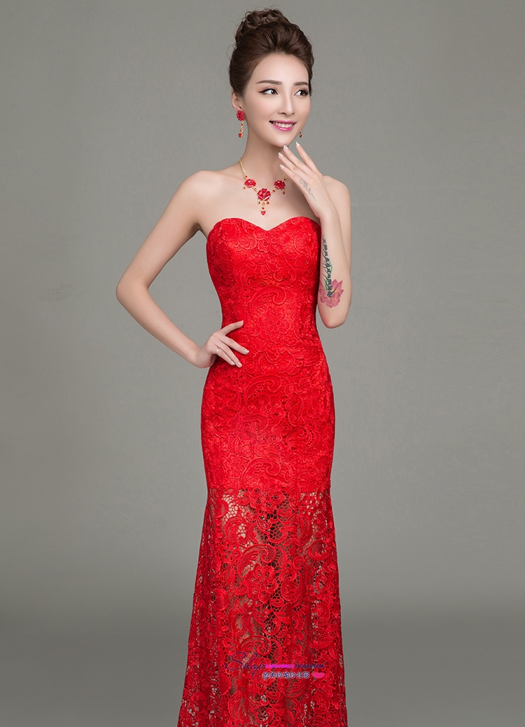 พร้อมส่ง ชุดราตรียาว แบบเกาะอก สีแดง ลูกไม้ทั้งชุด ทรงหางปลา (ซิปหลัง) สำเนา