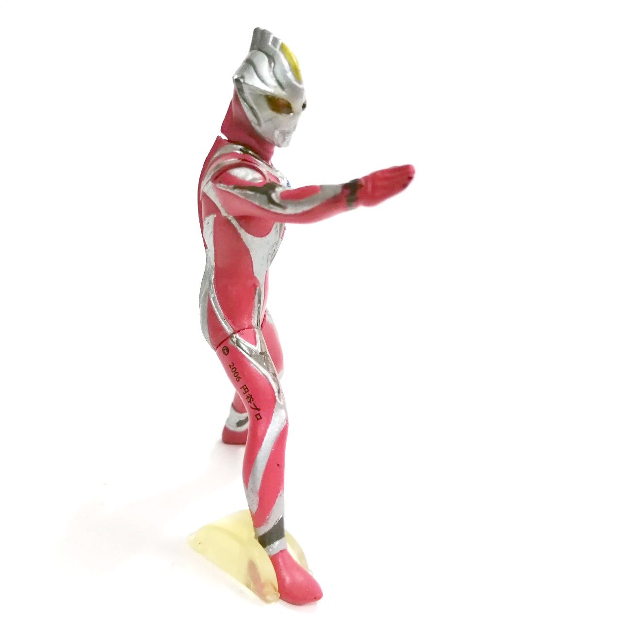 ของสะสม กาชาปอง อุลตร้าแมน เมบิอุส อินฟินิตี้ **ขาขวาติดแน่น ไม่มีรอยกาว ร่างรวมของอุลตร้าแมนเมบิอุส กับ 6พี่น้องอุลตร้า ขนาด 3 นิ้วสภาพดี รุ่นตาใส