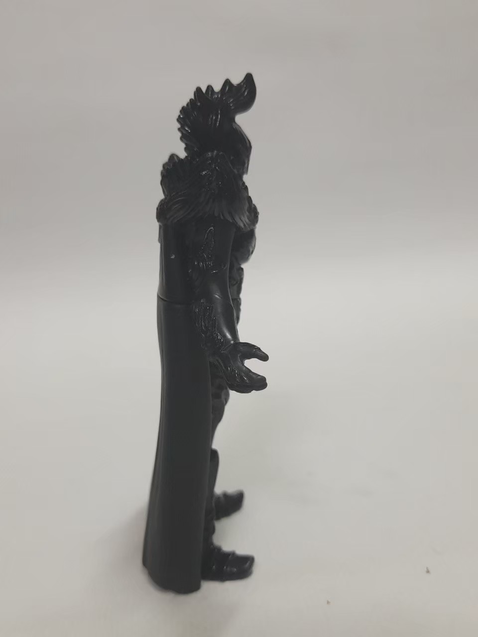 ซอฟขนาด 4.5 นิ้ว มนุษย์ดาวเอมเพอเรอร์ ศัตรูตัวฉกาจของ อุลตร้าแมนเมบิอุส ในศึกสุดท้าย สภาพดี