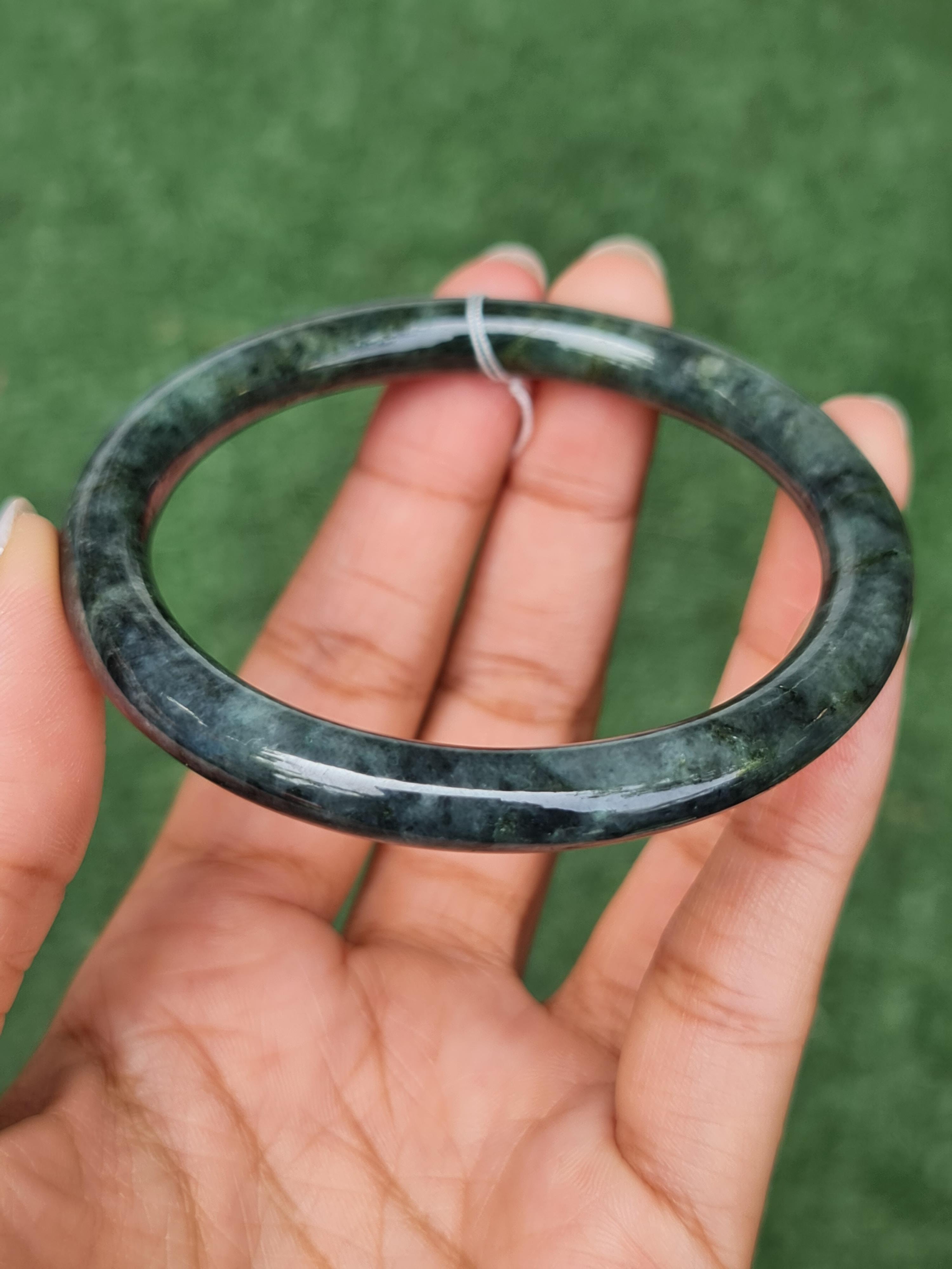 JB0703-020 หยก พม่า แท้ Jade กำไลหยก (Jadeite bracelet) พม่า (Myanmar) 60.1 มม.