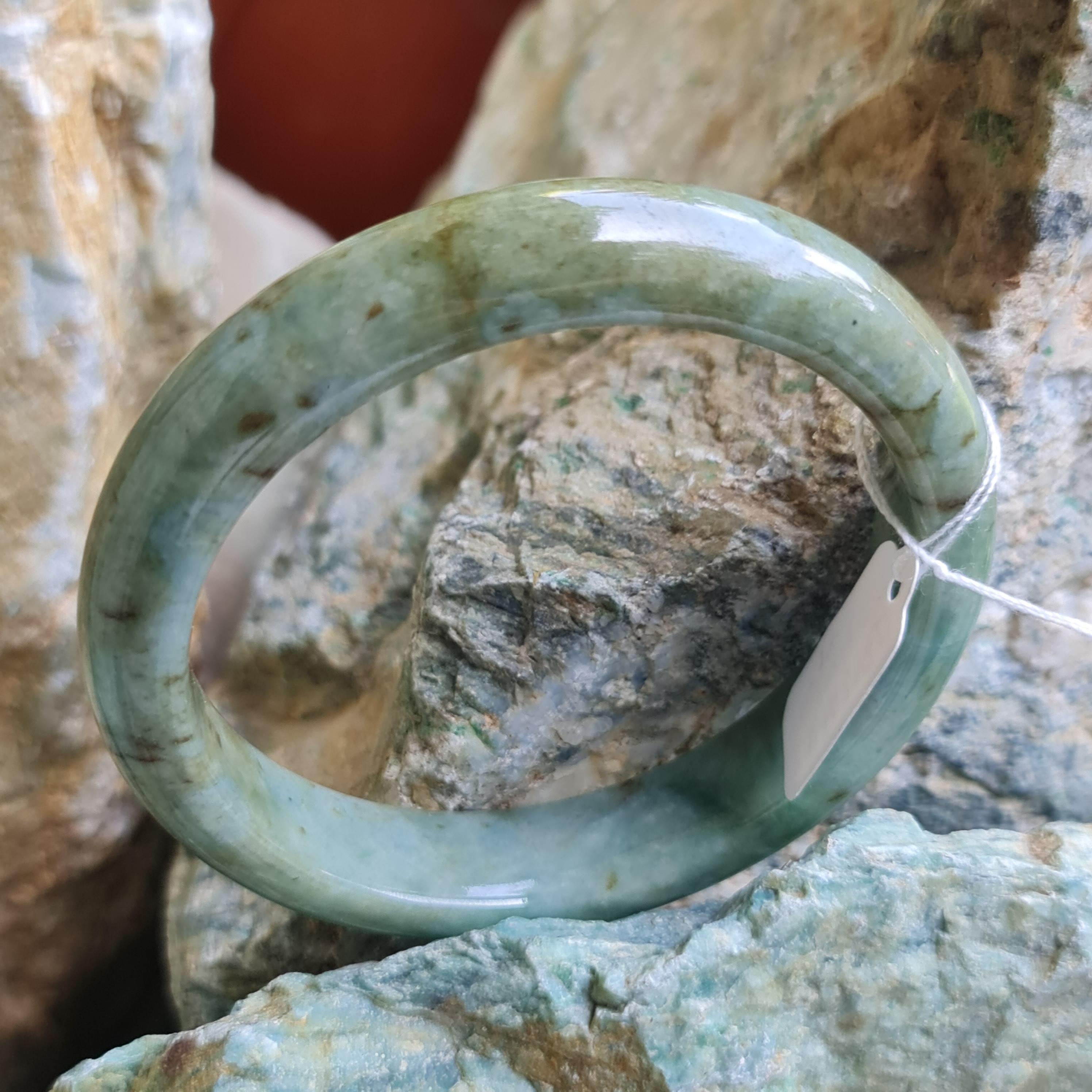 JB6804132 หยก พม่า แท้ Jade กำไลหยก 58.5 มม. (Jadeite bracelet) พม่า (Myanmar)