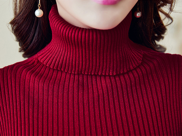 เดรสคอเต่า เดรสไหมพรมนิ่มถักลายนูน คอพับ ทรงเข้ารูป (12382B)