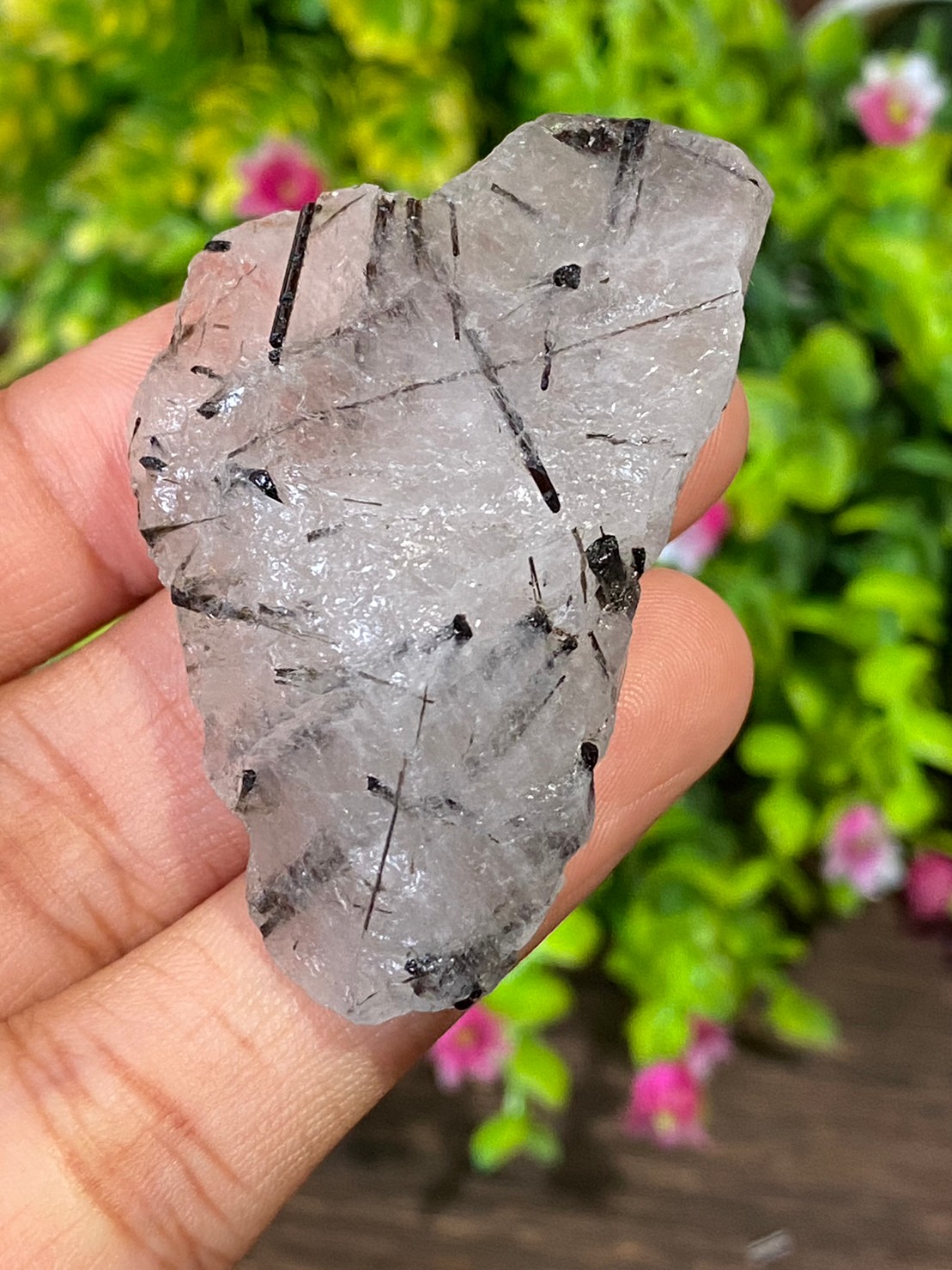 ก้อน ไหมดำ ควอตซ์ แก้วขนเหล็ก Black Rutilated Quartz Rough 147.39 กะรัต Cts. พลอยแท้ อัญมณีมงคลประจําวันเกิด เครื่องประดับพลอย
