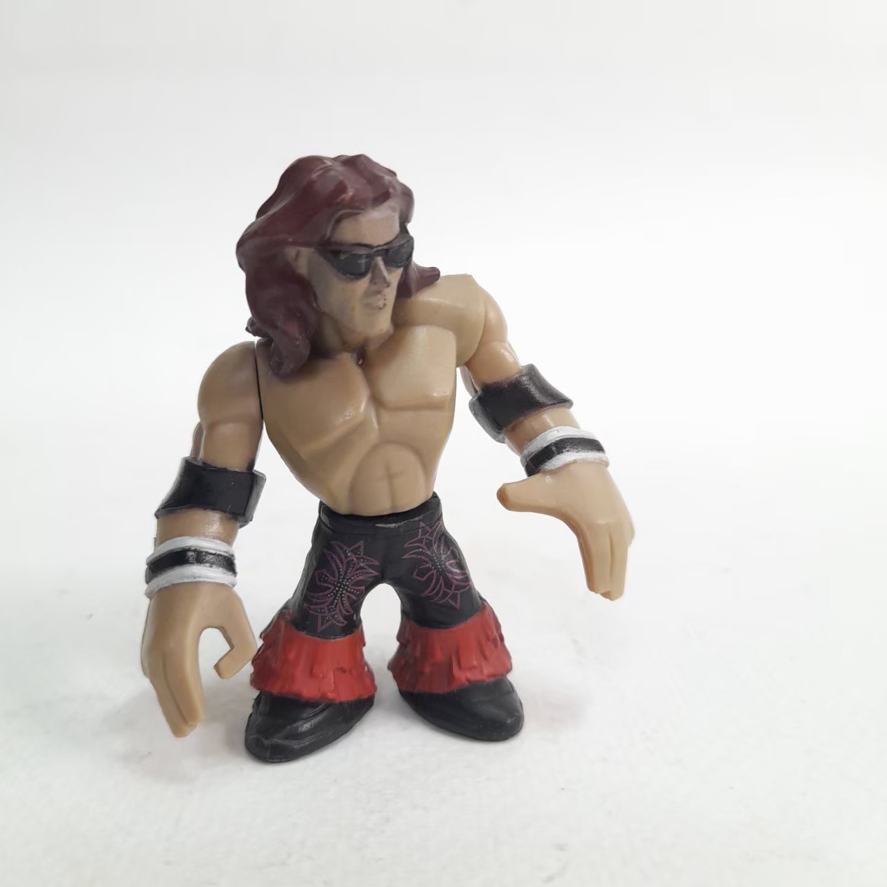 ฟิกเกอร์พลาสติก/ ยาง ,มีหลายภาพ,นักมวยปล้ำ john morrison wwe ขนาด 2-2.5 นิ้ว ขยับ แขน ตัว ได้ มือสองสภาพดี มีตราปั๊ม ขนาดตามรูป มีรอยบ้าง