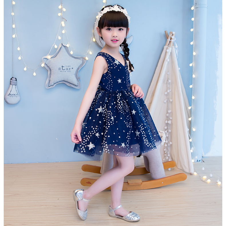 Pre-order ชุดราตรีเด็ก แขนกุด แต่งเกล็ดเงินรูปดาว กระโปรงพองสวย ซิปหลัง