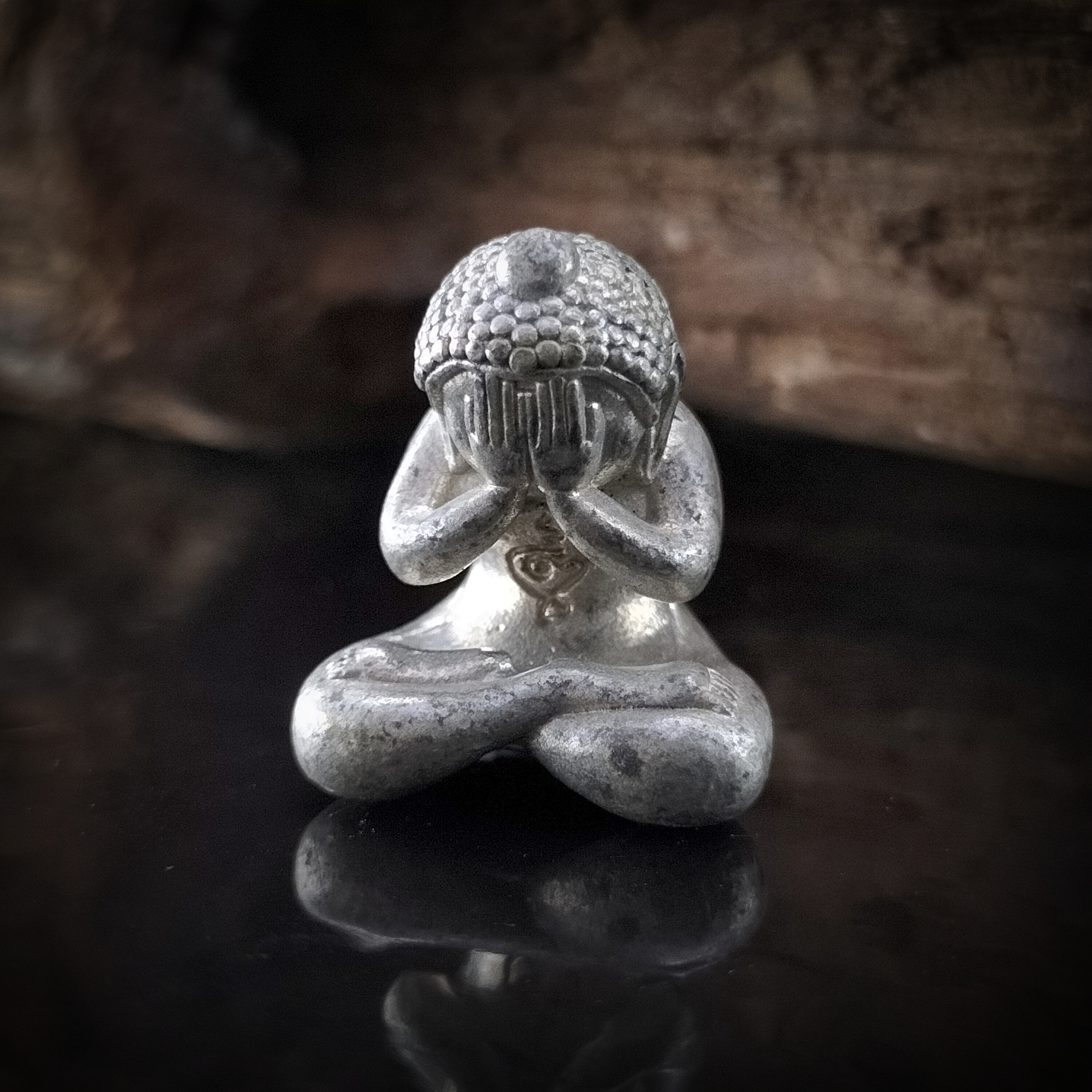 พระปิดตาพญาบังบด อุดว่านเครือร้อยปลา (หลวงปู่มี ฐิตสาโล วัดโพนทอง อายุ112ปี)