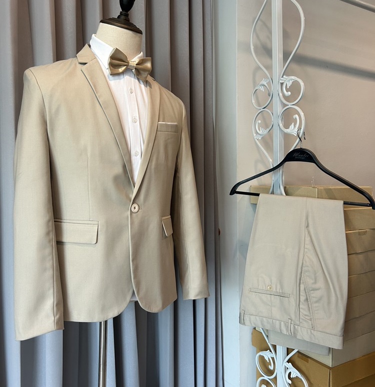 เช่า ชุดสูทชาย สูทเพื่อนเจ้าบ่าว สีครีม เบจ Beige Brown (ไม่มีกั๊ก)