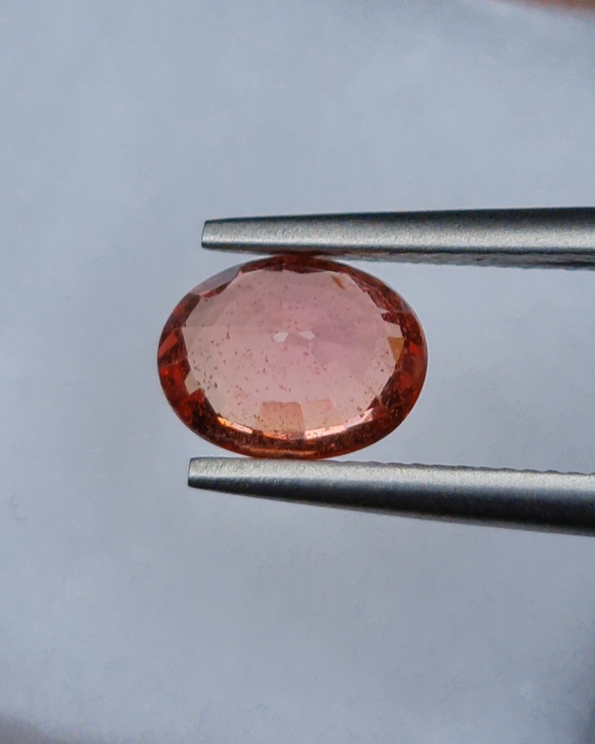 พลอย ออเรนจ์ แซฟไฟร์ Orange Sapphire 1.15 กะรัต (Cts.) พลอยแท้ อัญมณีมงคลประจําวันเกิด เครื่องประดับพลอย