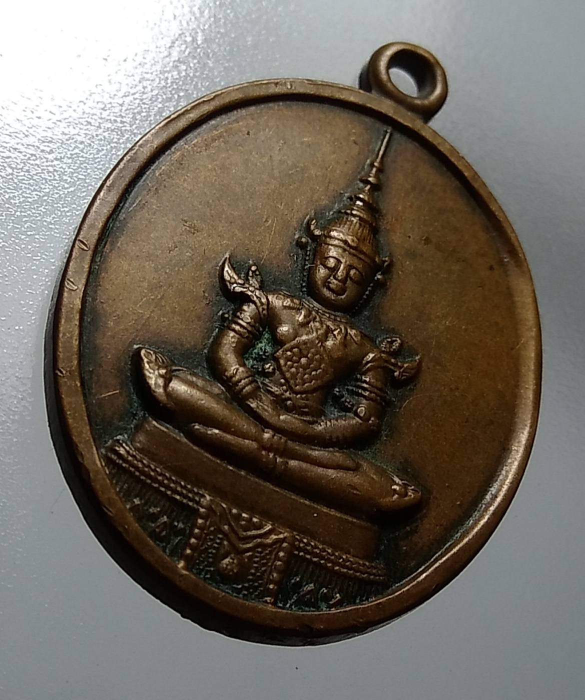 A1157 เหรียญพระแก้วมรกต ภปร ฉลองกรุงรัตนโกสินทร์ 200 ปี พ.ศ.2525