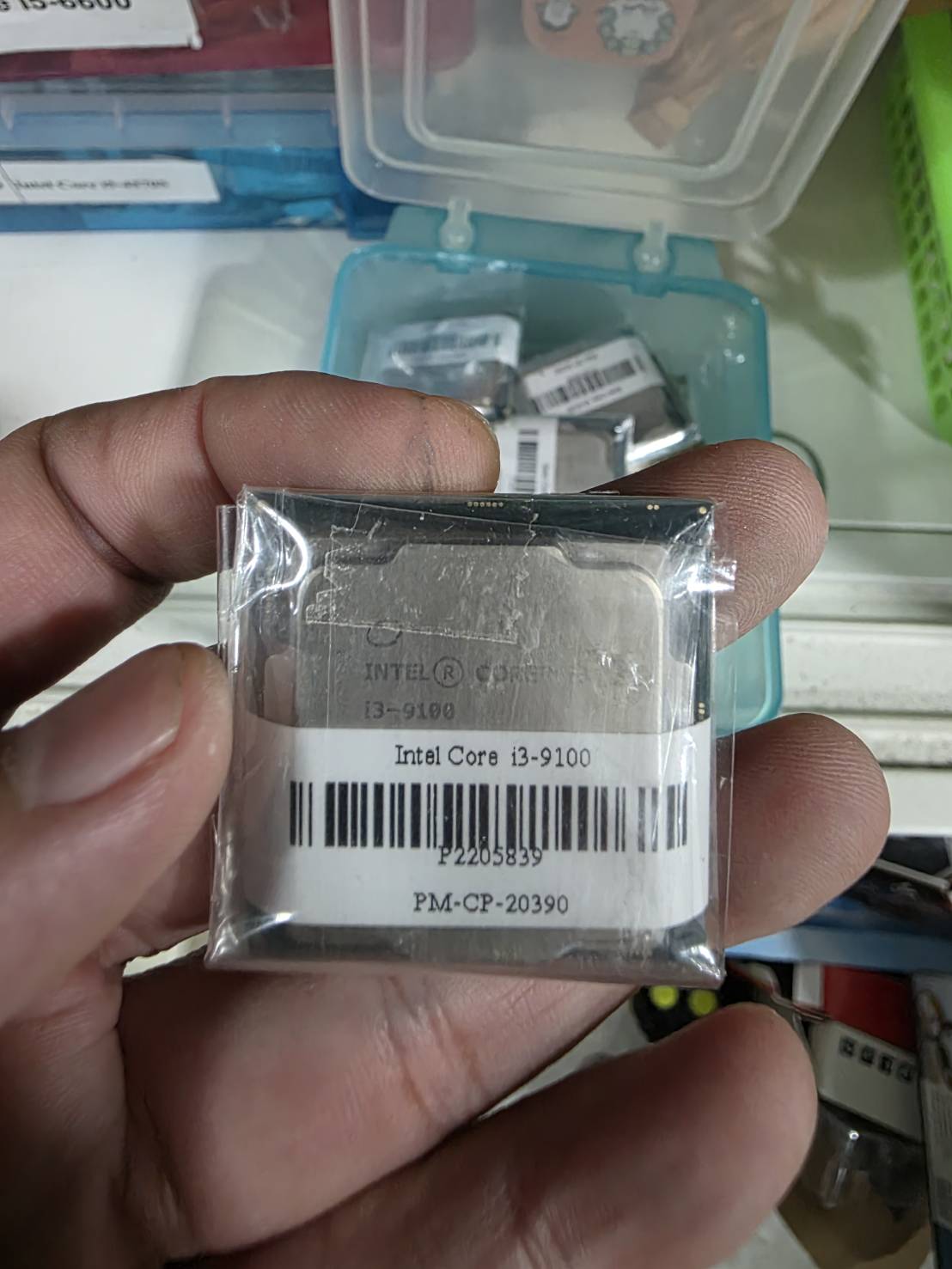 CPU i3-9100 มี 17 ตัว