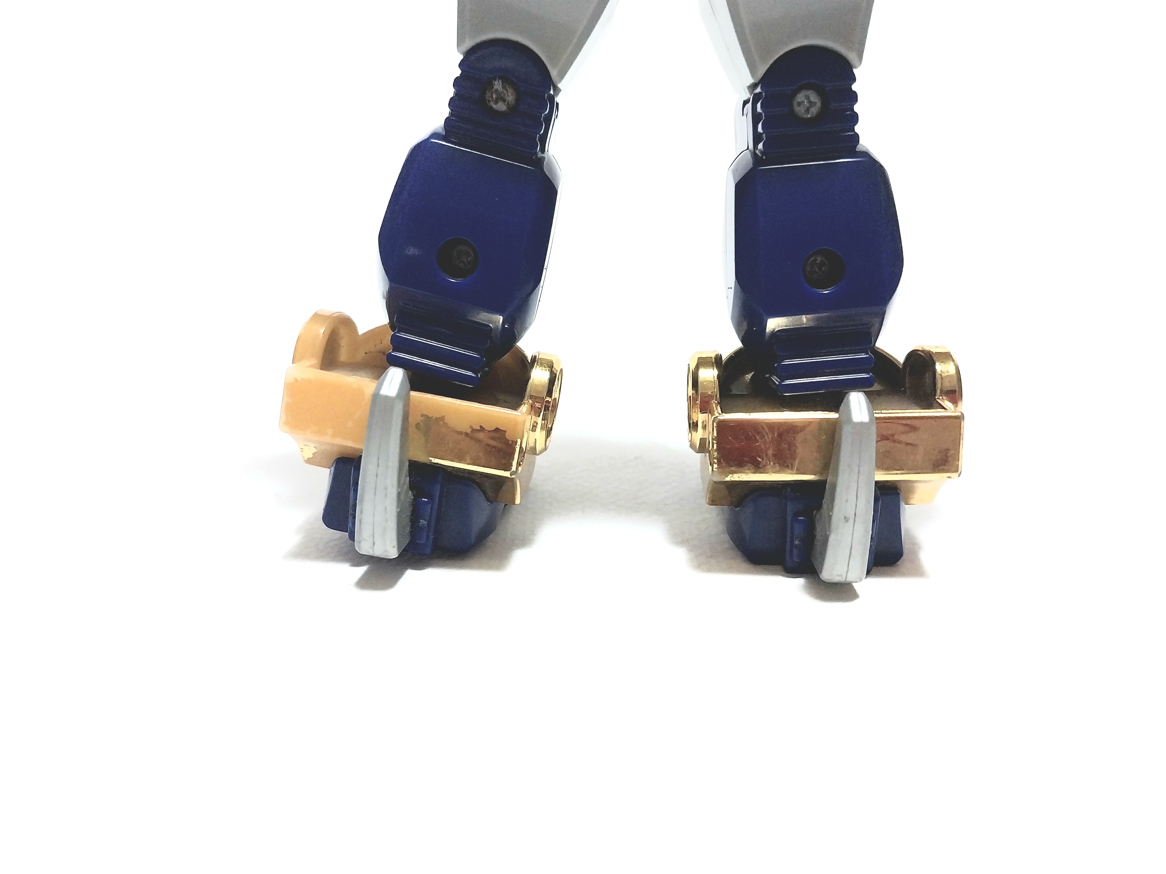 มีหลายภาพ, หุ่นจากเฮอร์ริเคนเจอร์, ไม่เช็คระบบ สีลอกบ้าง ขนาดประมาณ 7.5นิ้วตามภาพ