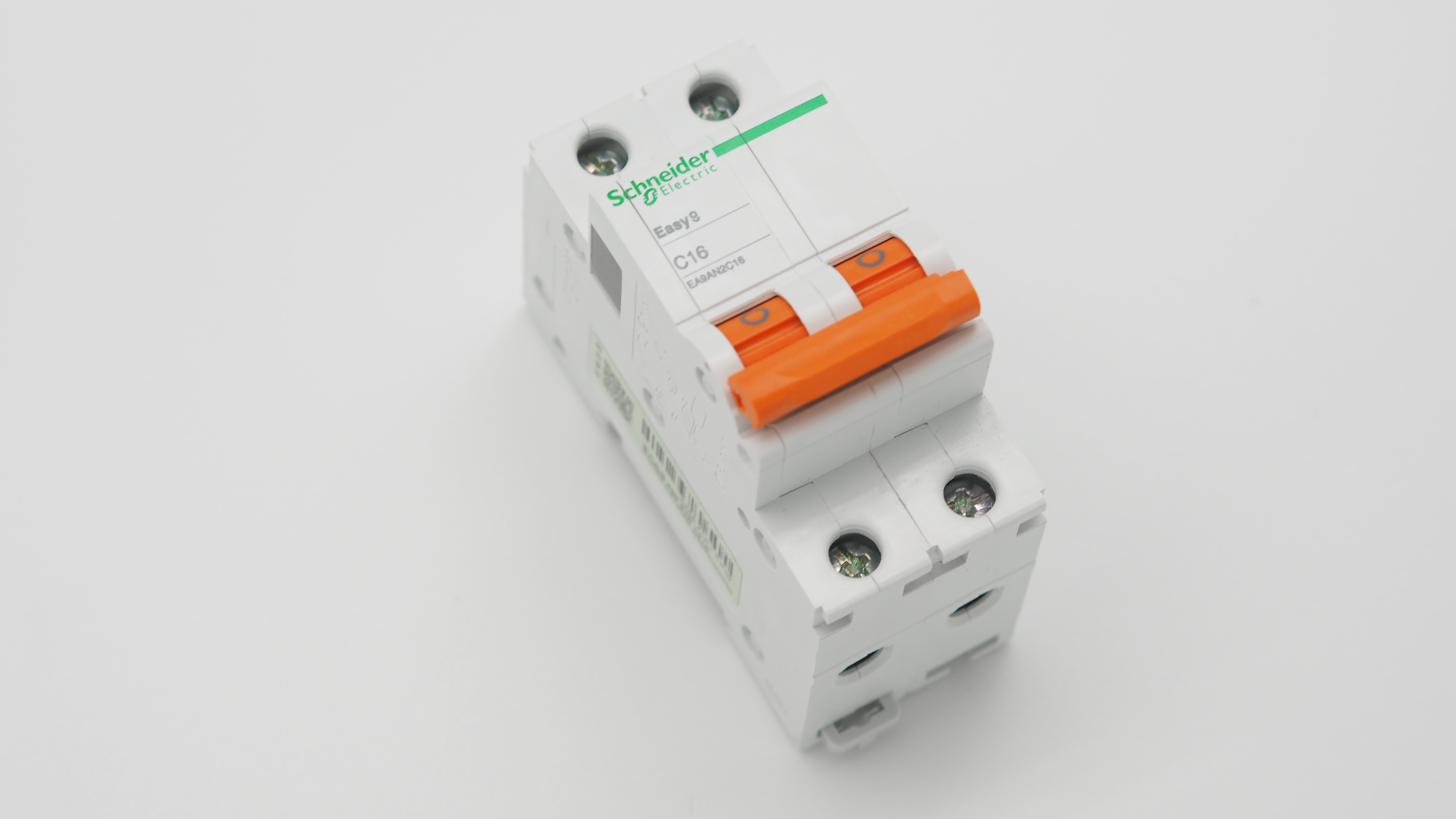 เมนเซอร์กิตเบรกเกอร์ Schneider 2P - 16A