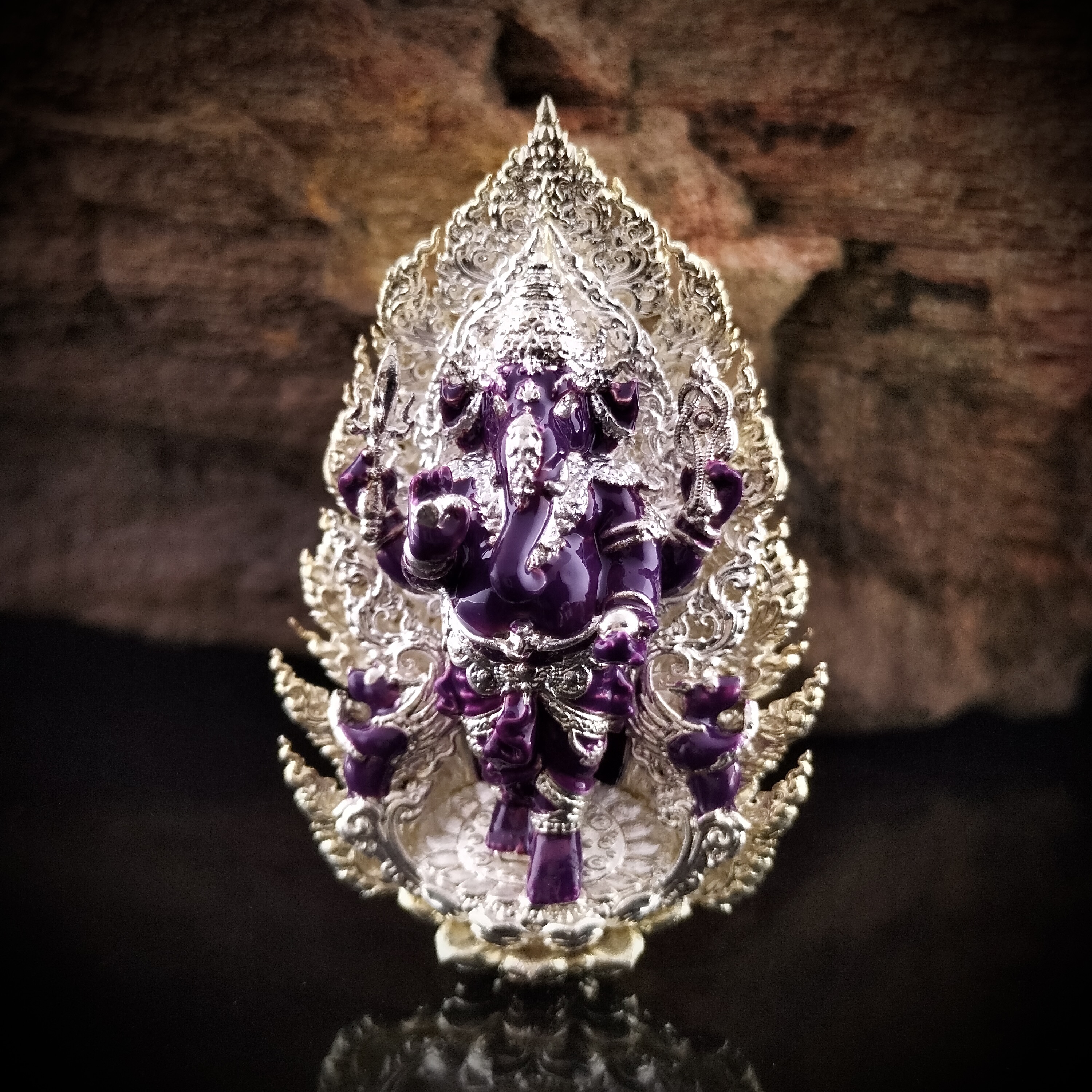 เหรียญพระพิฆเนศ รุ่น ปฐมสิทธิ รหัสพิเศษศูนย์จอง เนื้อบรอนซ์ชุบเงินลงยา