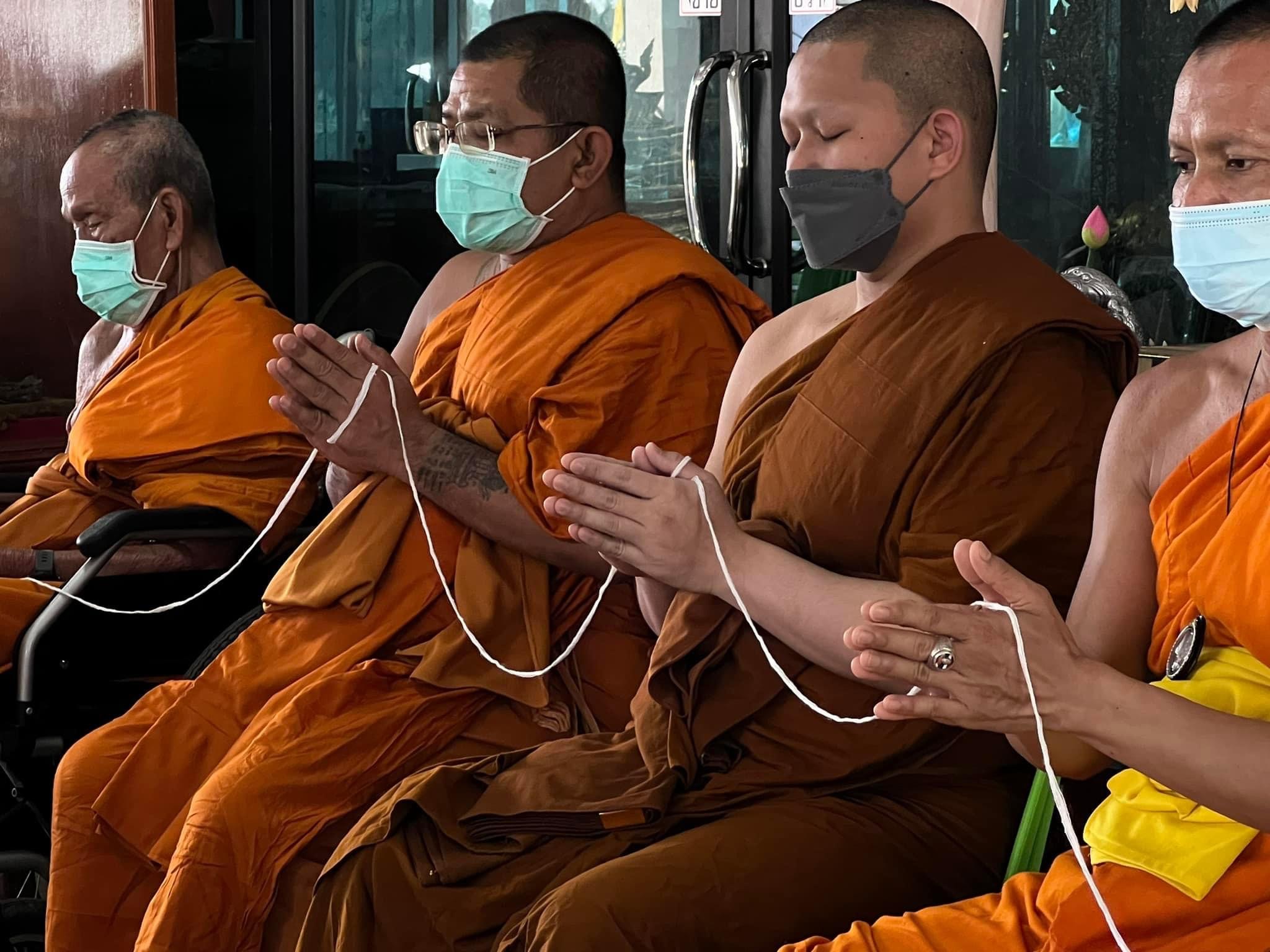 พระอุปคุตอุดมทรัพย์ ขนาด 5 เซนติเมตร เนื้อบรอนซ์ชุบทองลงยา