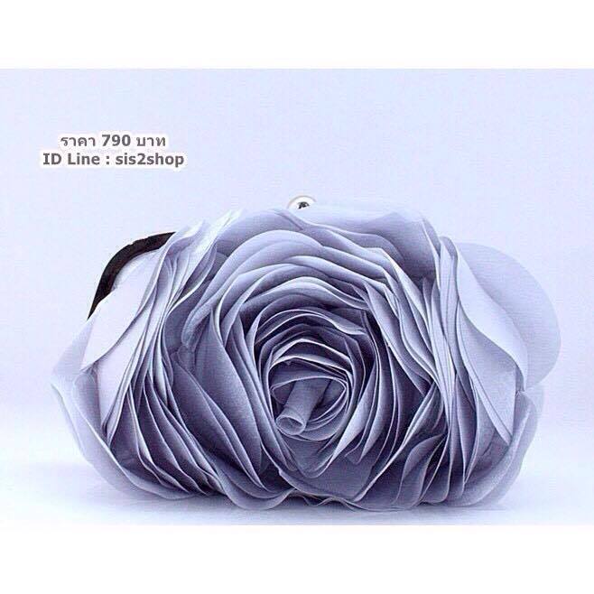 พร้อมส่ง Evening Clutch กระเป๋าออกงาน รูปดอกกุหลาบ เนื้อซาตินสวย พร้อมสายโซ่ สั้น-ยาว