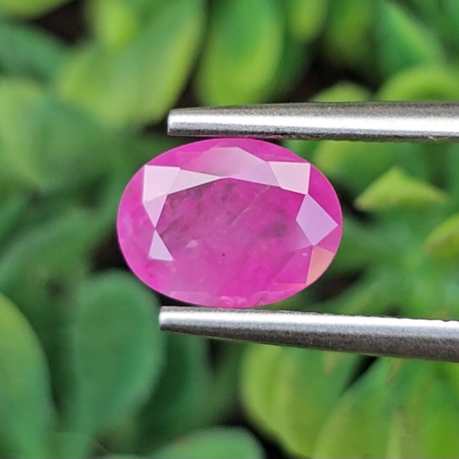 พลอย ชมพู พิ้ง แซฟไฟร์ Pink Sapphire 1.02 กะรัต (Cts.) พลอยแท้ อัญมณีมงคลประจําวันเกิด เครื่องประดับพลอย