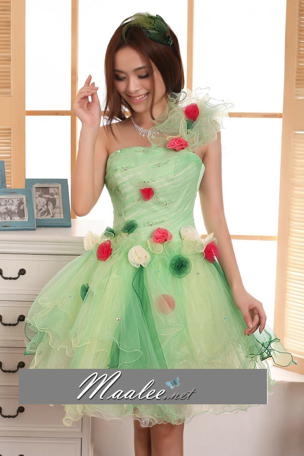 พร้อมเช่า ชุดแฟนซี ชุดราตรีสั้น สีเขียว/เหลือง แต่งดอกไม้หลากสี ชายหยัก ฟูสวย สำเนา