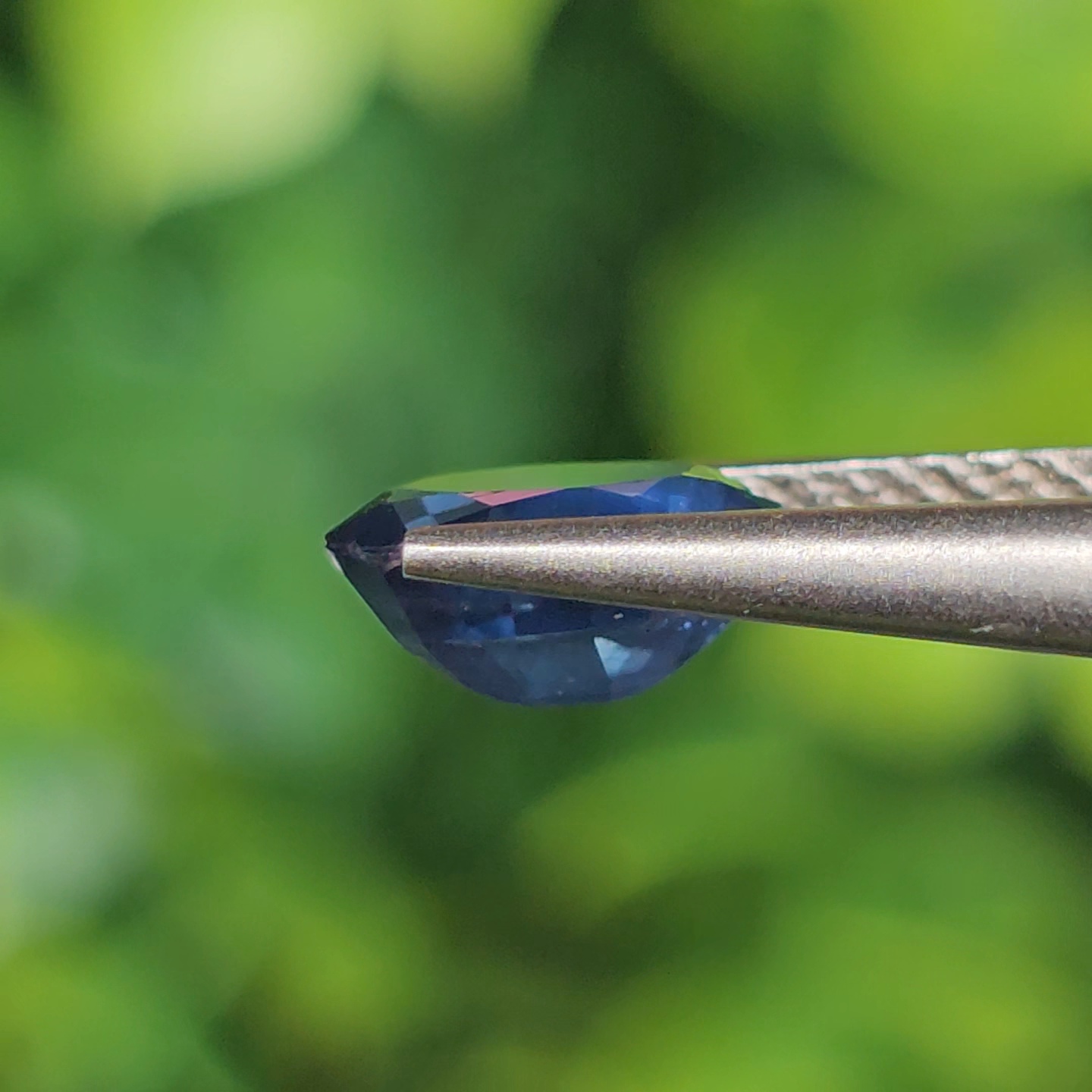 พลอย ไพลิน Blue Sapphire 1.20 กะรัต (Cts.) พลอยแท้ อัญมณีมงคลประจําวันเกิด เครื่องประดับพลอย