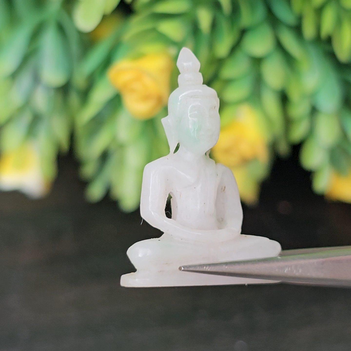 หยก แกะสลัก รูป พระ (Burmese jadeite) 18.46 กะรัต (cts.) หยก พม่า แท้