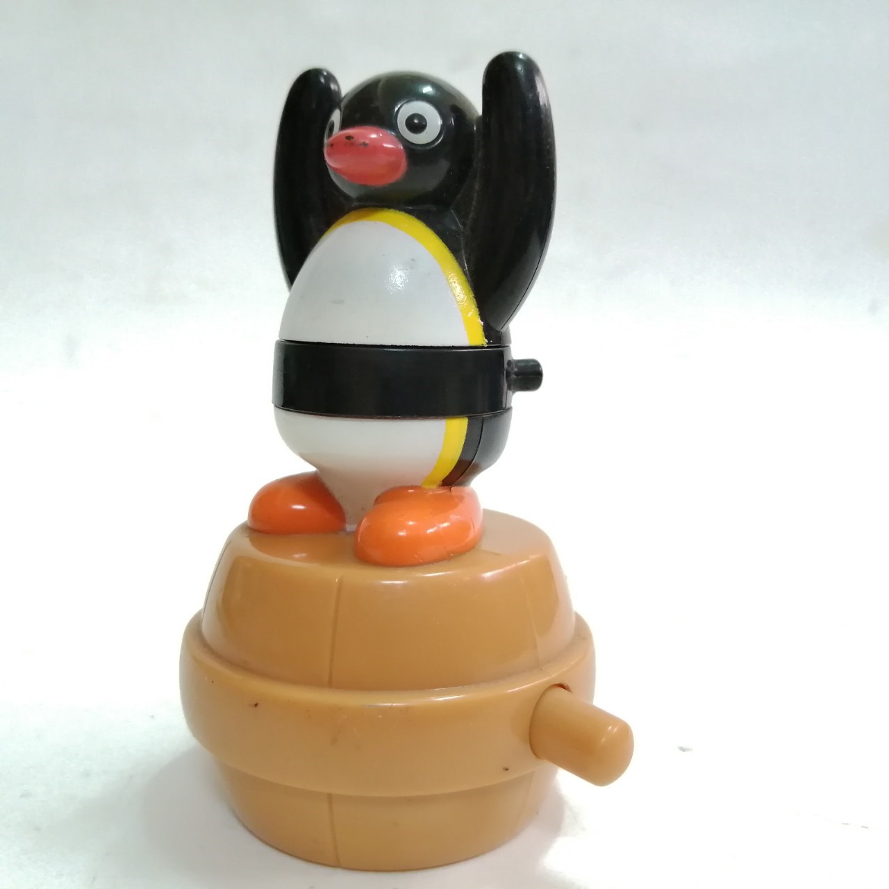 ของเล่น ของสะสม พรีเมี่ยม นกเพนกวิน พิงกุ จากแมคโดนัลด์ **ขาดห่วงฮูลาฮูฟ เก่าเก็บสะสม ขายตามสภาพ