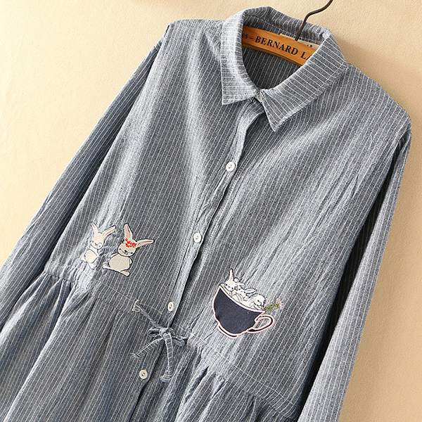 เดรสเชิ้ตแขนยาว เอวผูกจั๊ม ปักลายกระต่ายน่ารัก (12288LM)