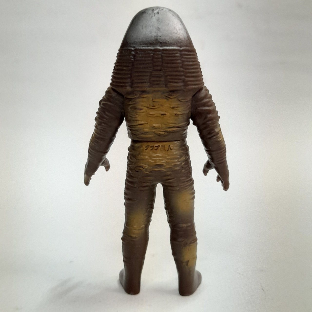 มีหลายภาพ,ซอฟ 3.5-4นิ้ว สัตว์ประหลาดมนุษย์ดาว ซาราป จากอุลตร้าแมน มือสองสภาพดี มีรอยบ้าง