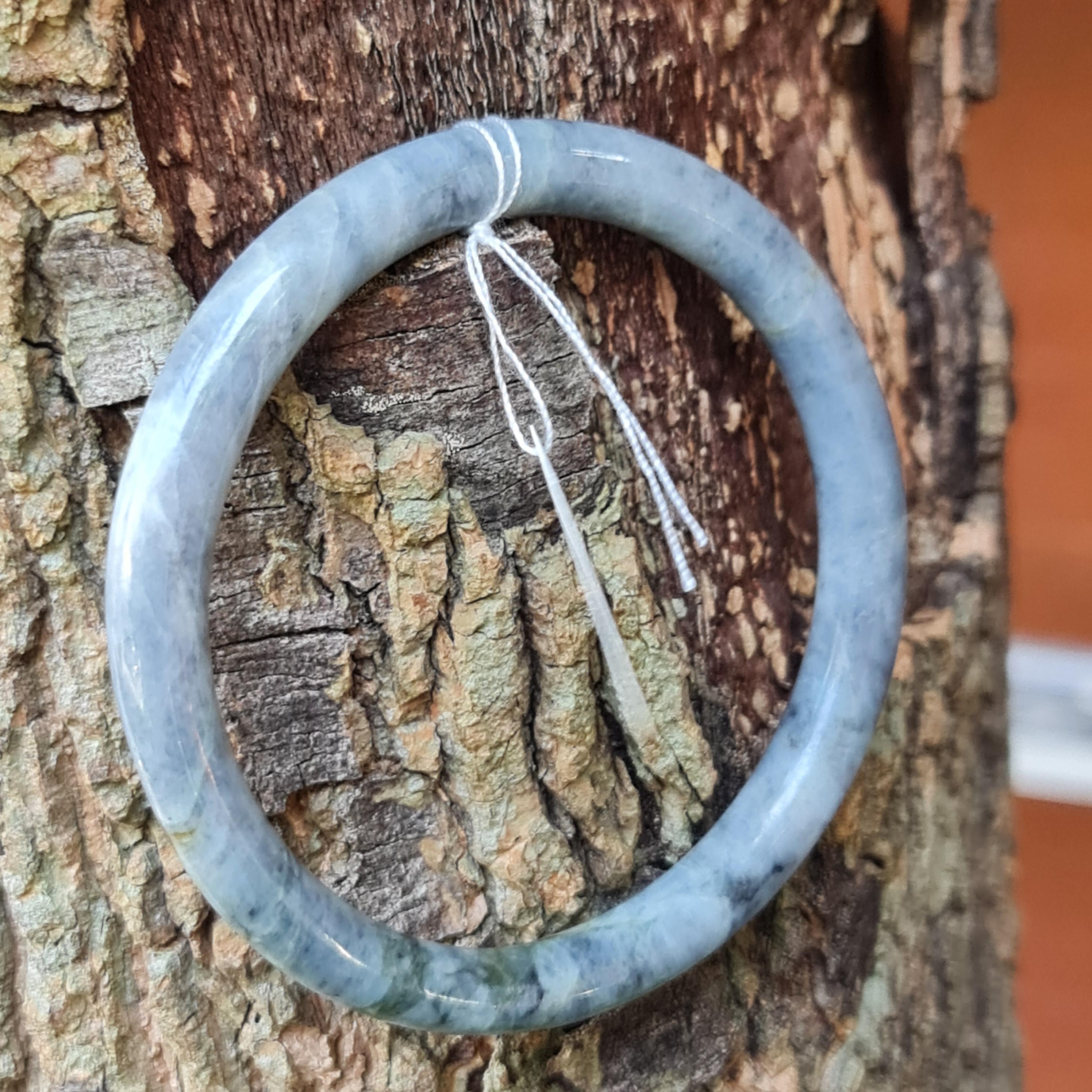 JB6711107 หยก พม่า แท้ Jade กำไลหยก 58.8 มม. (Jadeite bracelet) พม่า (Myanmar)