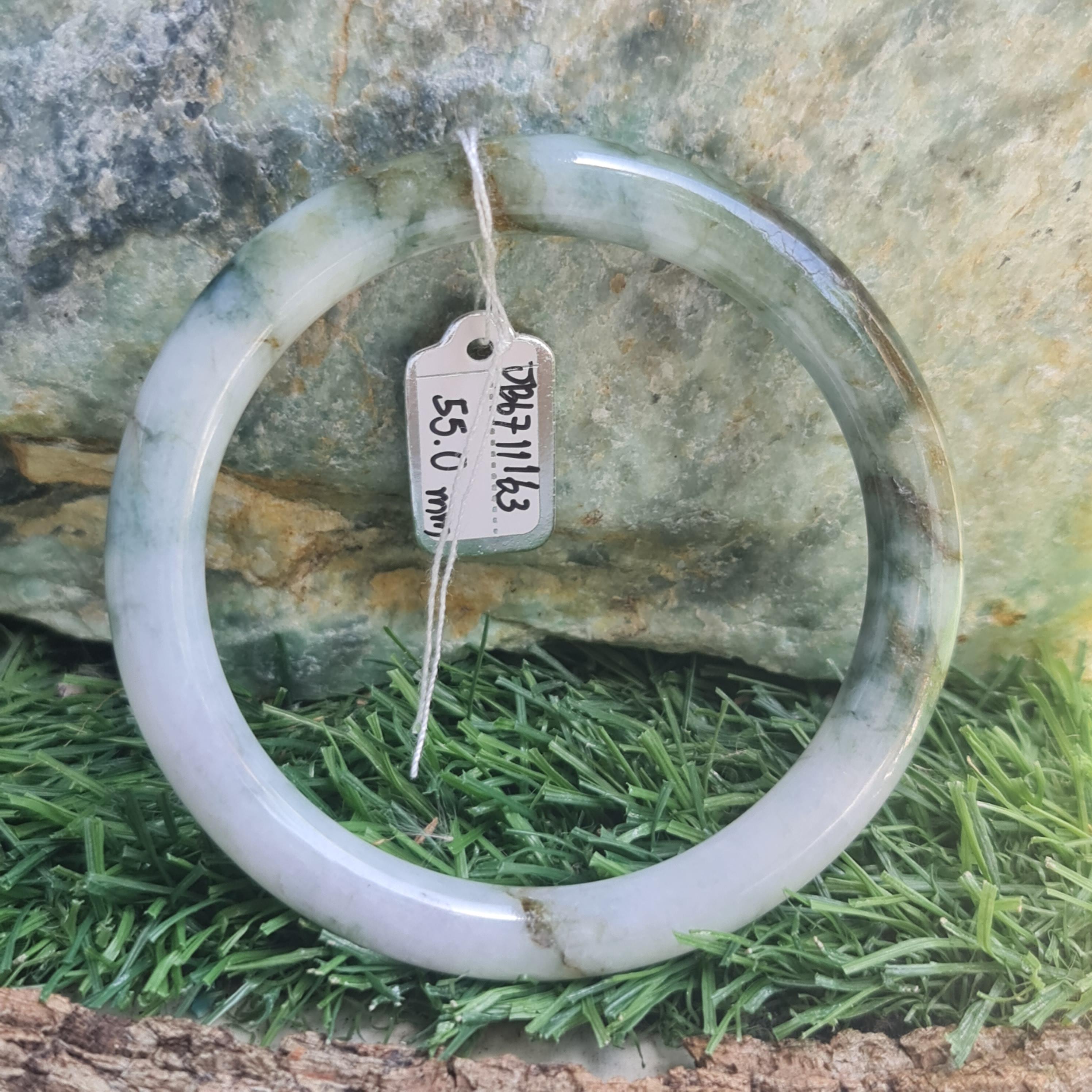 JB6711163 หยก พม่า แท้ Jade กำไลหยก 55.0 มม. (Jadeite bracelet) พม่า (Myanmar)