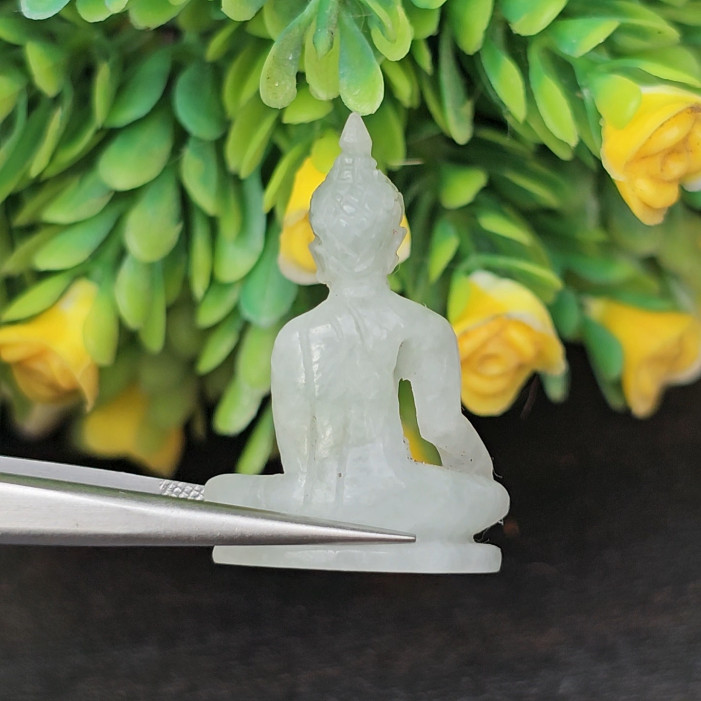 หยก แกะสลัก รูป พระ (Burmese jadeite) 23.34 กะรัต (cts.) หยก พม่า แท้