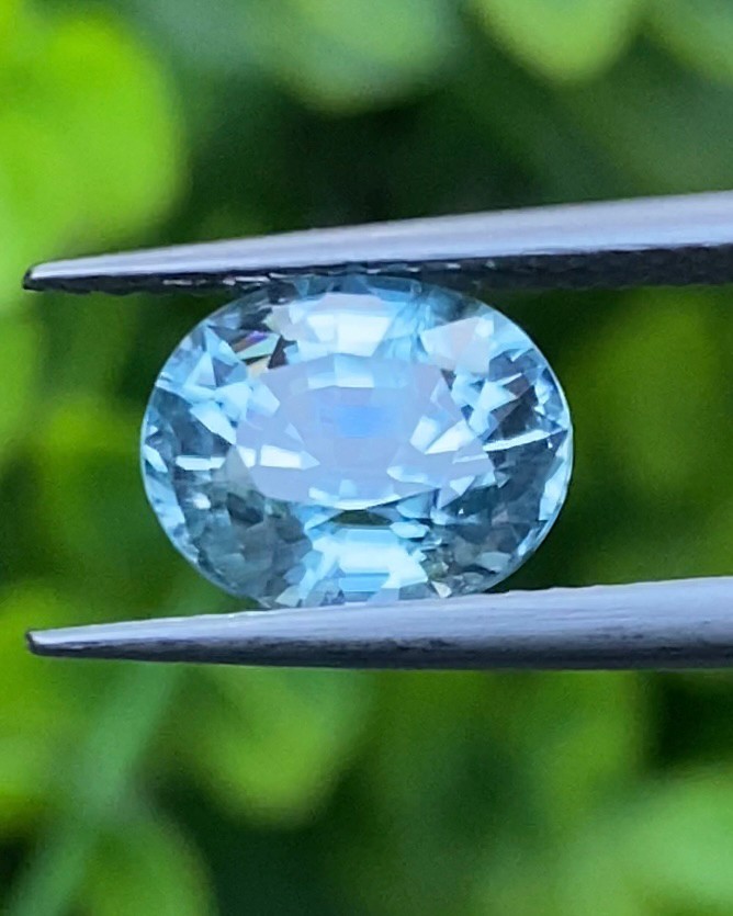 พลอย เพทาย Natural Zircon 3.22 กะรัต (Cts.) พลอยแท้อัญมณีมงคล ประจําวันเกิด เครื่องประดับพลอย