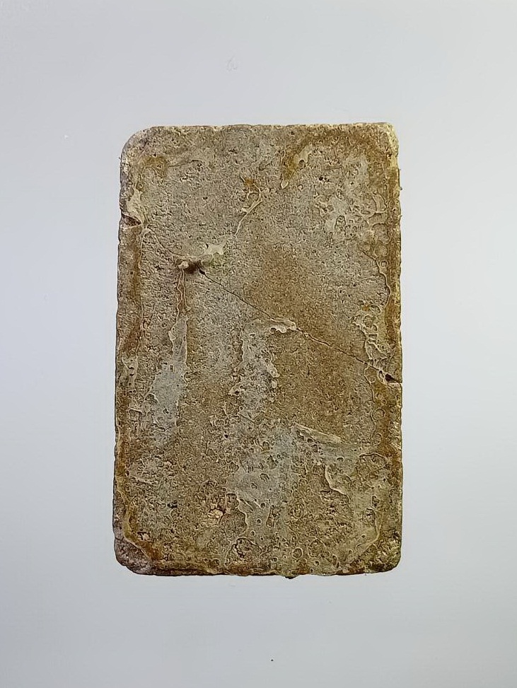 ผ2829 พระสมเด็จ พิมพ์อกร่อง หูบายศรี ฐาน5ชั้น ไม่ทราบที่ครับ