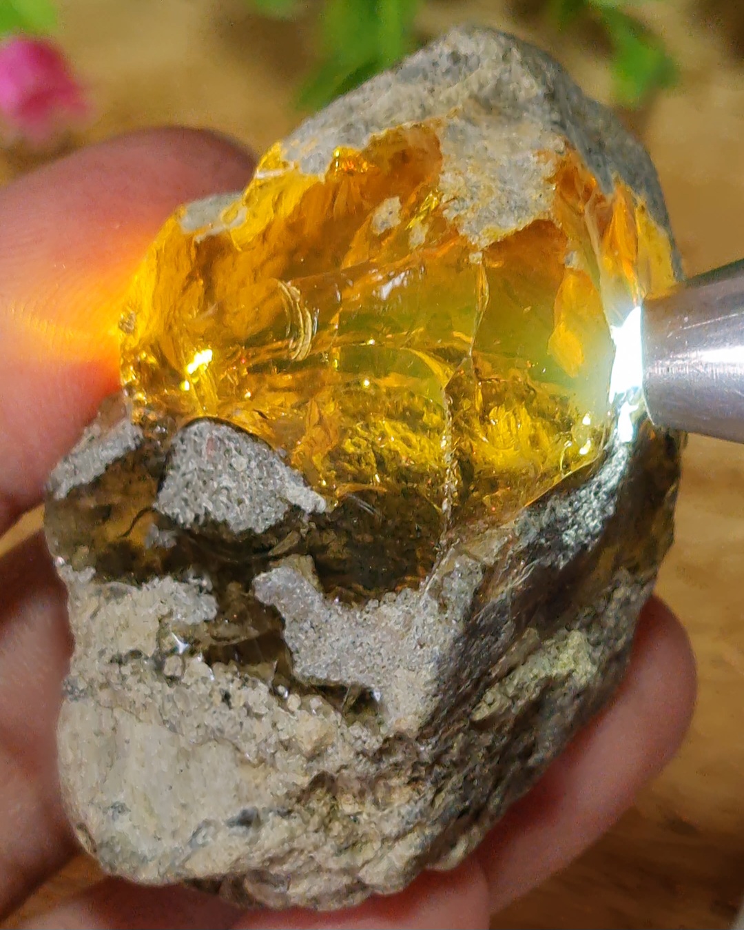 ก้อน ผลึก โอปอล Opal 82 กรัม (Grams.) พลอยแท้ อัญมณีมงคลประจําวันเกิด เครื่องประดับพลอย