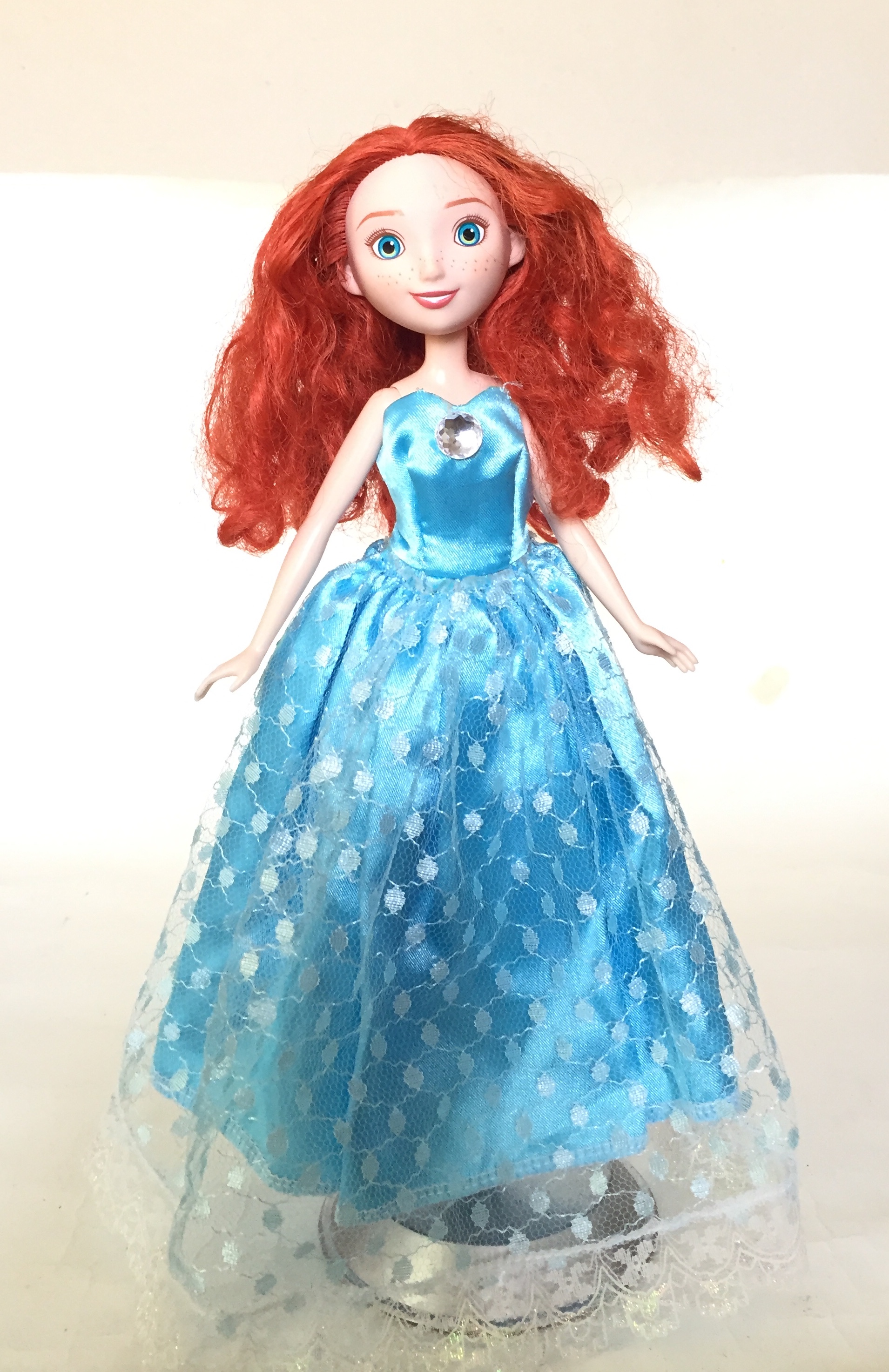 มีหลายภาพ คอหลวมบ้าง ผมฟู แถมชุด ,ตุ๊กตาเมอริด้า จากภาพยนต์อนิเมชั่นของดิสนีย์ เบรฟ งานแท้ Hasbro