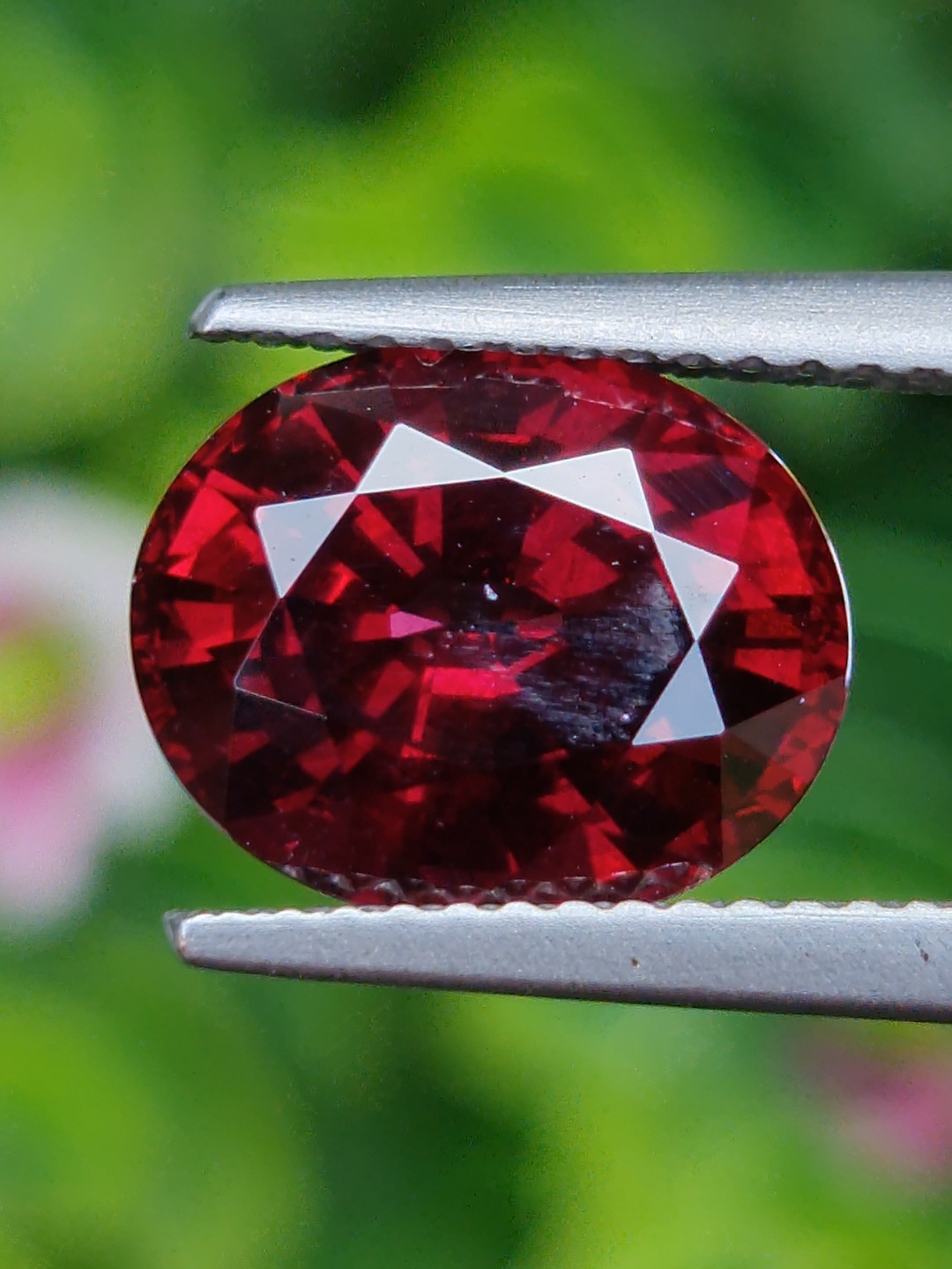 พลอย โรโดไลต์ กาเน็ท Rhodolite Garnet 4.90 กะรัต Cts.พลอยแท้ อัญมณีมงคลประจําวันเกิด เครื่องประดับพลอย