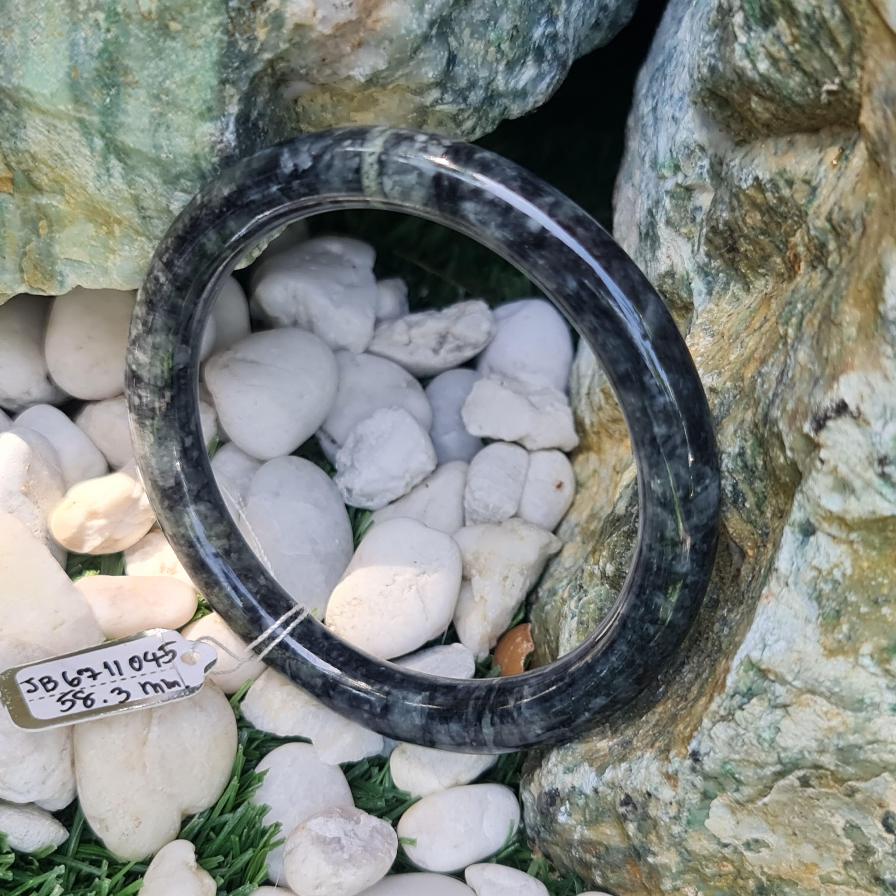 JB6711045 หยก พม่า แท้ Jade กำไลหยก (Jadeite bracelet) พม่า (Myanmar) 58.3 มม.