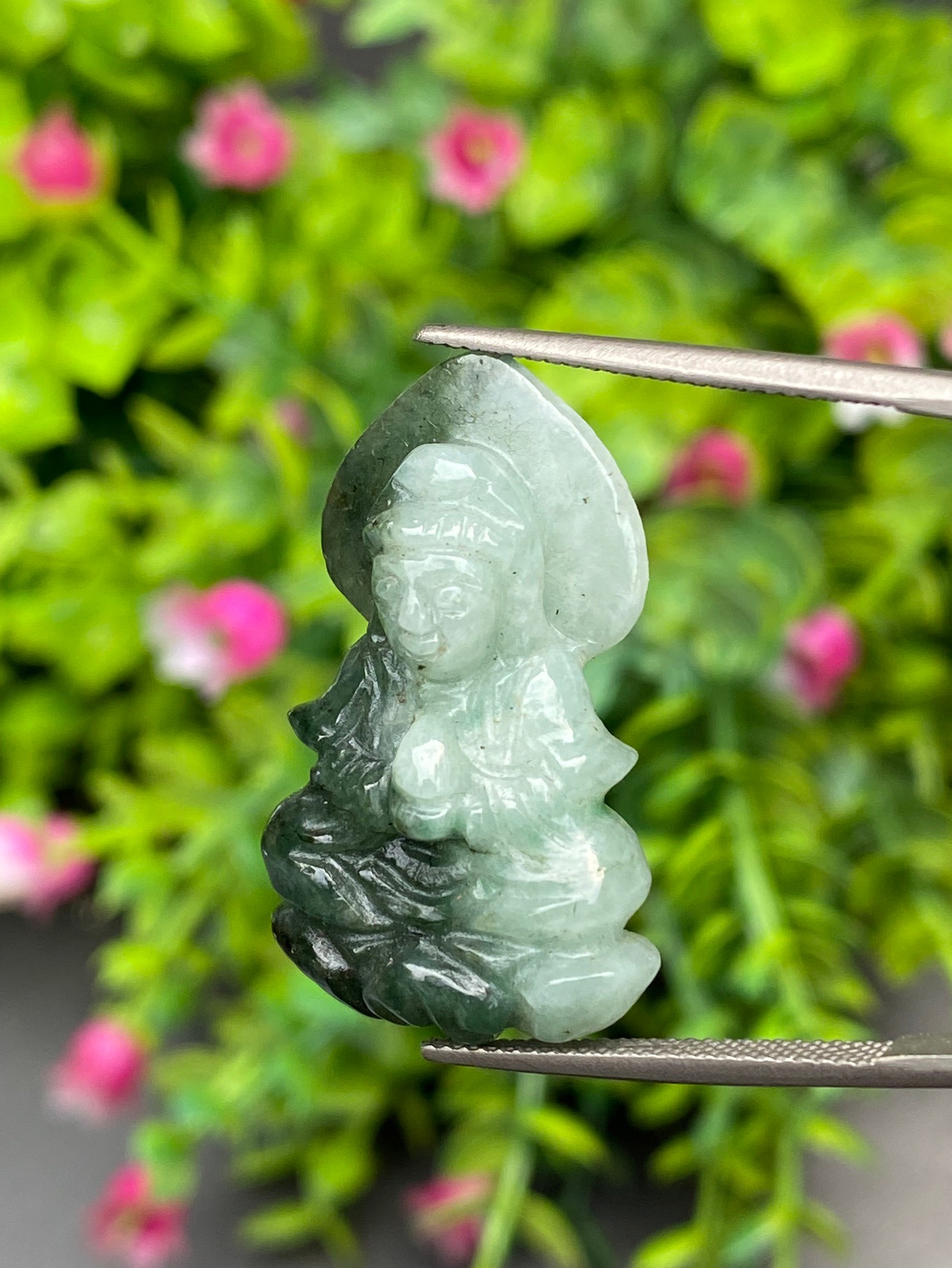 หยก แกะสลัก รูป เจ้าแม่กวนอิม (Burmese jadeite) 32.52 กะรัต (cts.) หยก พม่า แท้